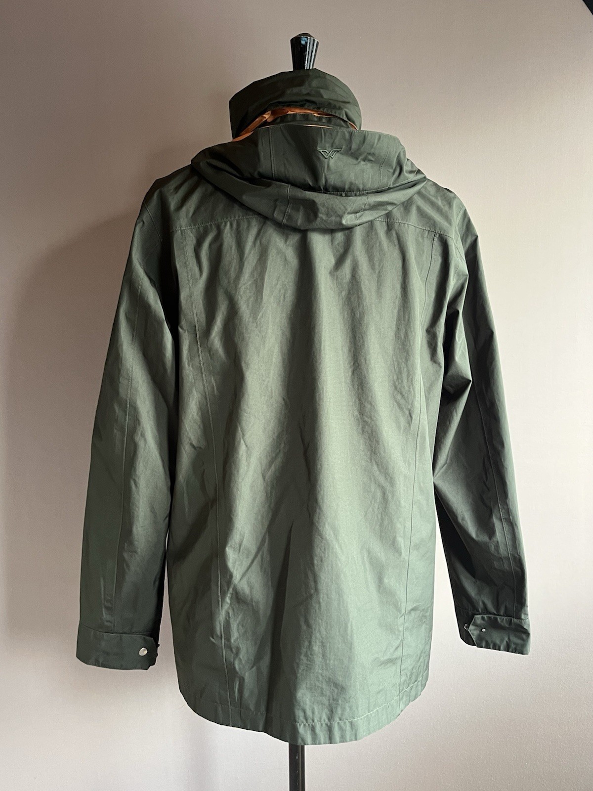 Kathmandu Gore-Tex Jacket Mens Size M Green Hooded Waterproof Outdoor Hiking