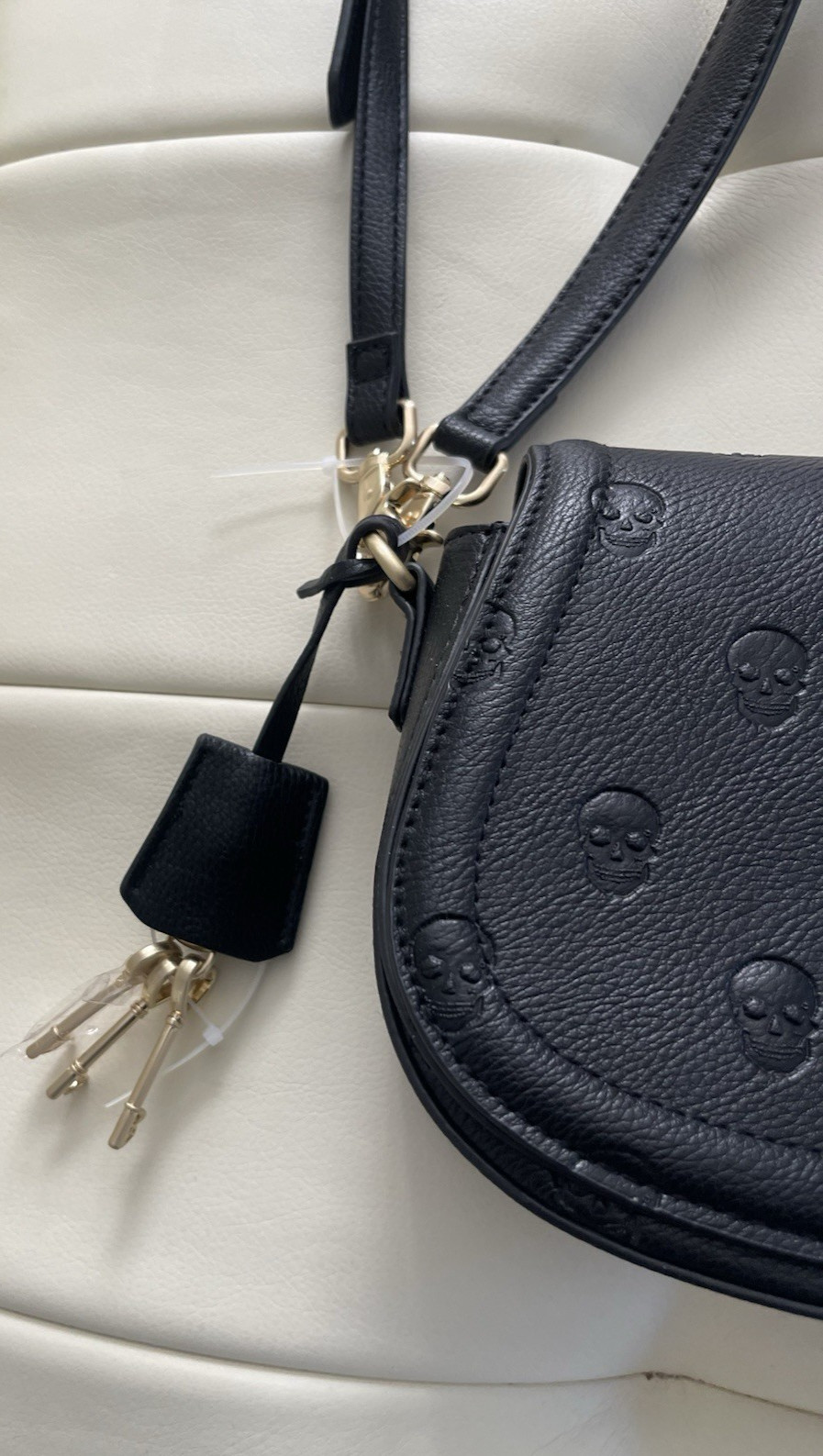 New Betsey Johnson Embossed Skull Shoulder Crossbody Bag Handbag XO Marci Black