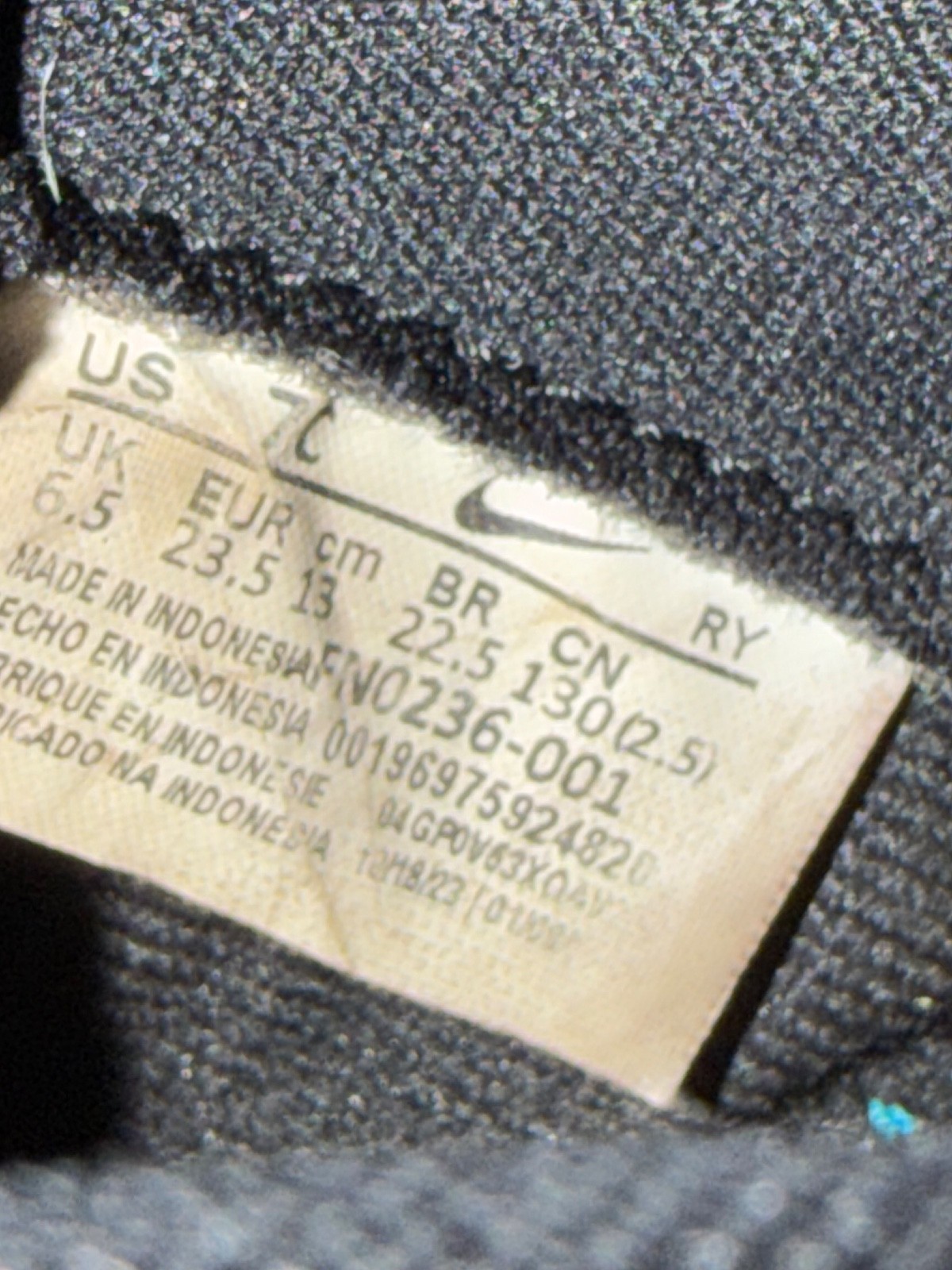 Size 7c (GS) – Nike Air Force 1 LE Low Triple Black