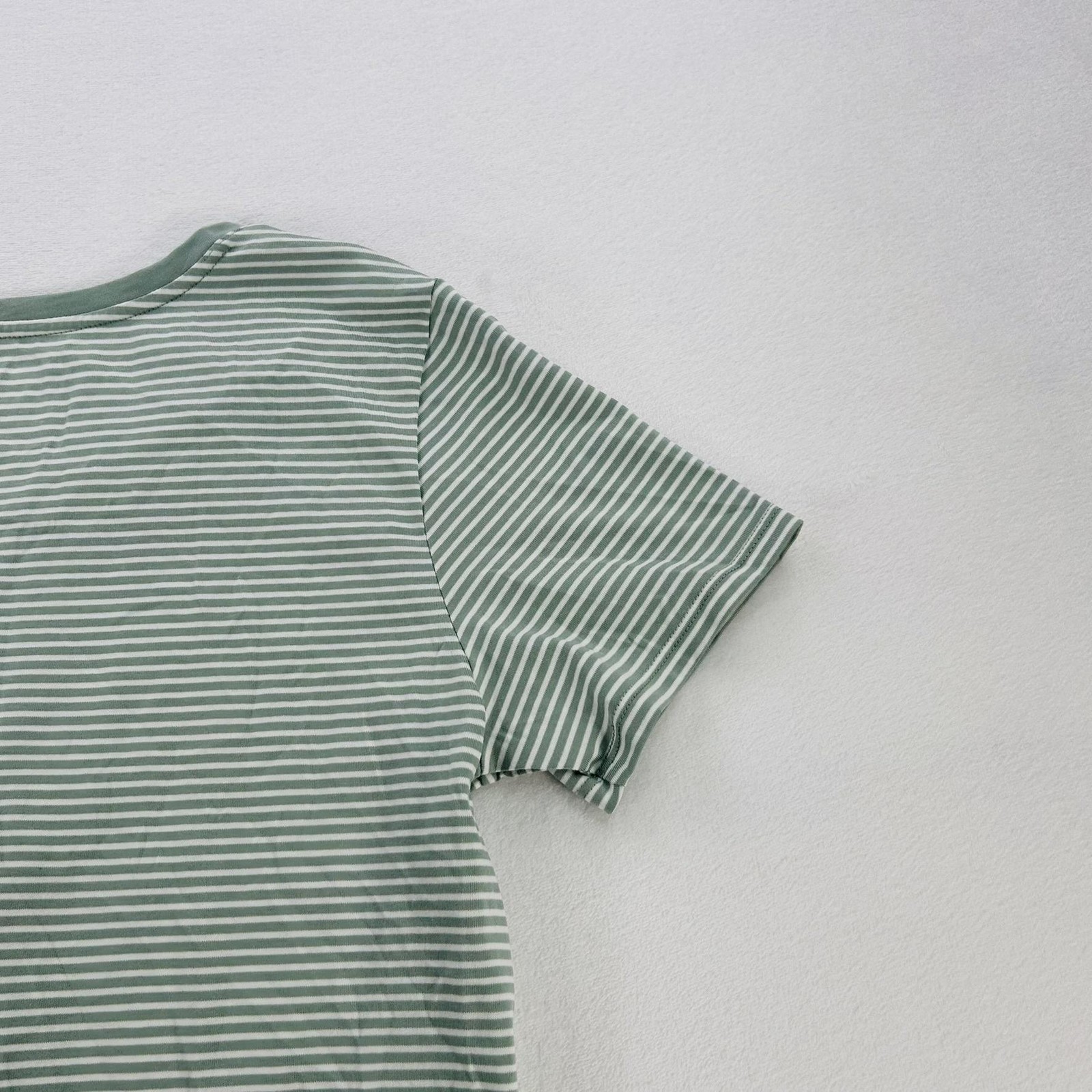 Lands End Shirt Womens Small Green White Stripe Supima V Neck Tee Cotton NEW