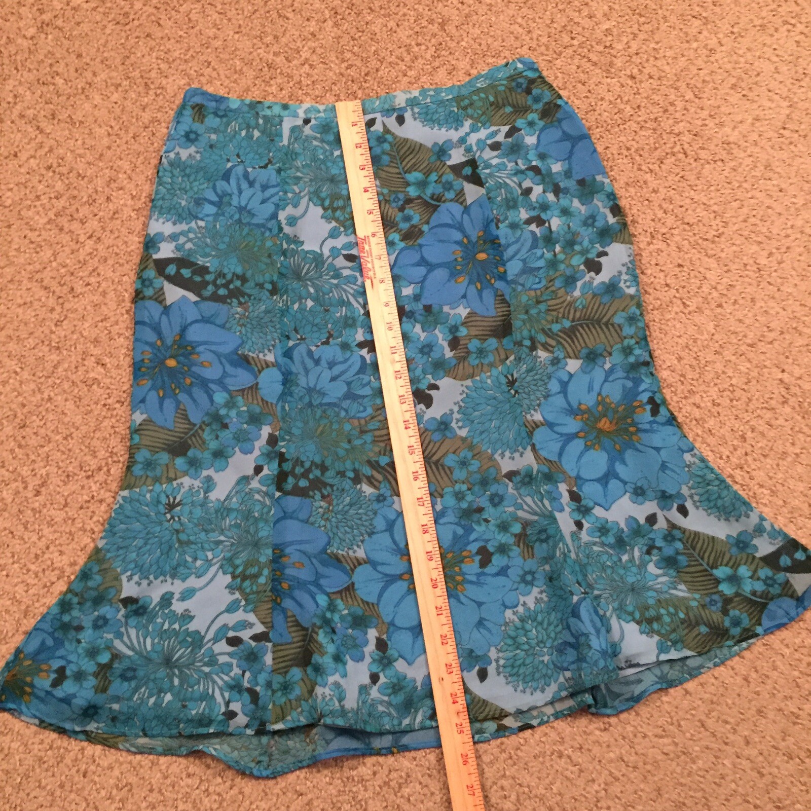 Norton McNaughton Skirt Size 8 Midi Lined Blue Floral Trumpet