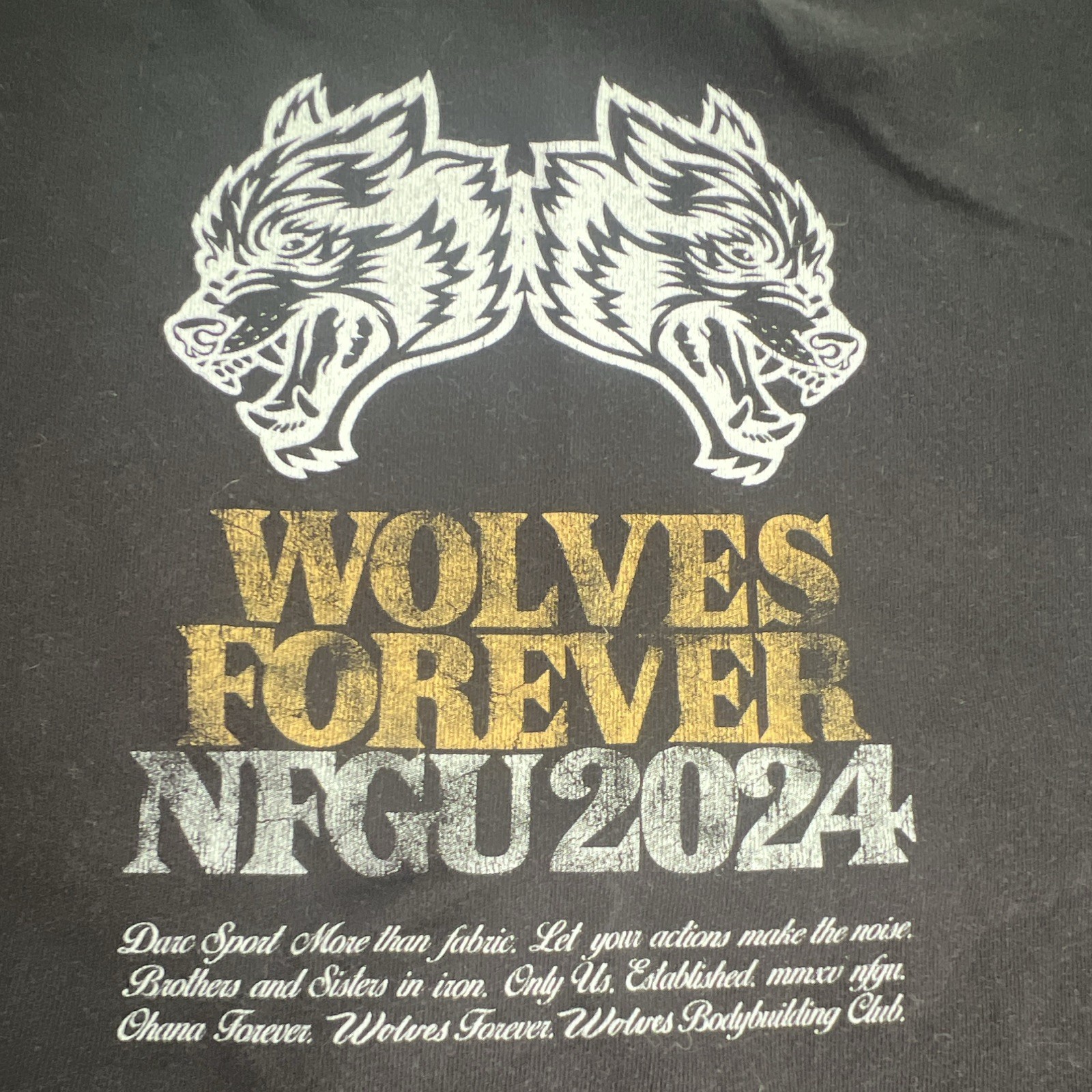 Darc Sport Premium Vintage Wolves Club Men’s XL Black Wolf Graphic Crew Neck Tee