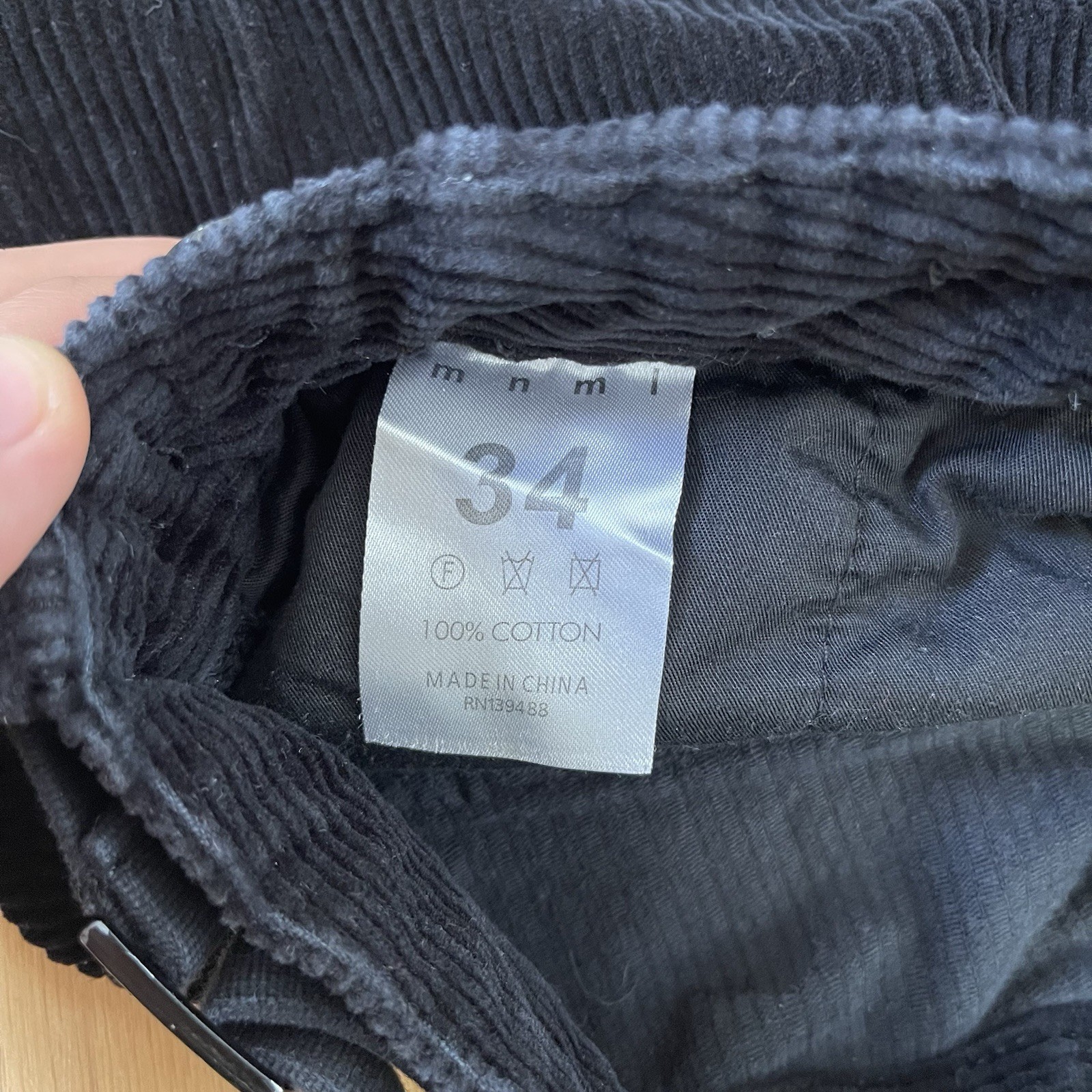 MNML Brand Men’s Corduroy Cargo Pants Size 34 Black Adjustable Waist