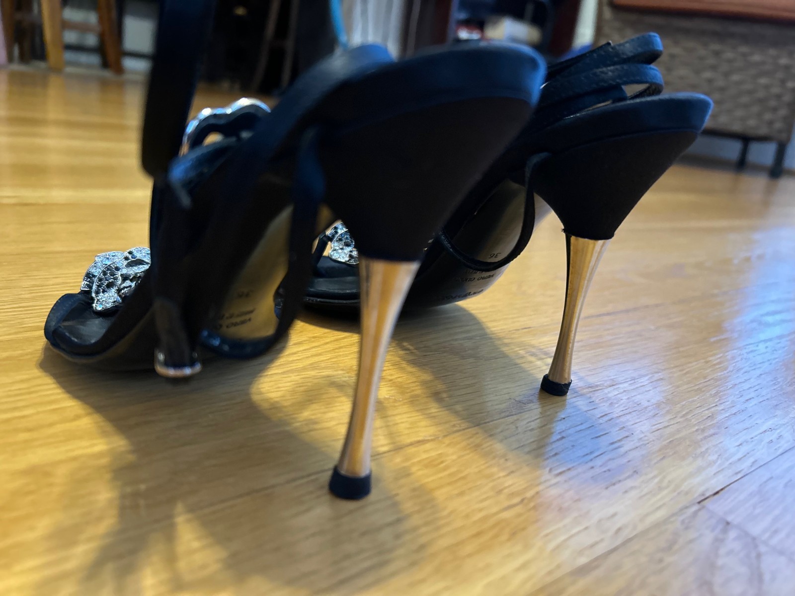 SERGIO ROSSI Black & Silver Satin Crystal T-Strap Sandals Size 6 IT 36 Good Cond