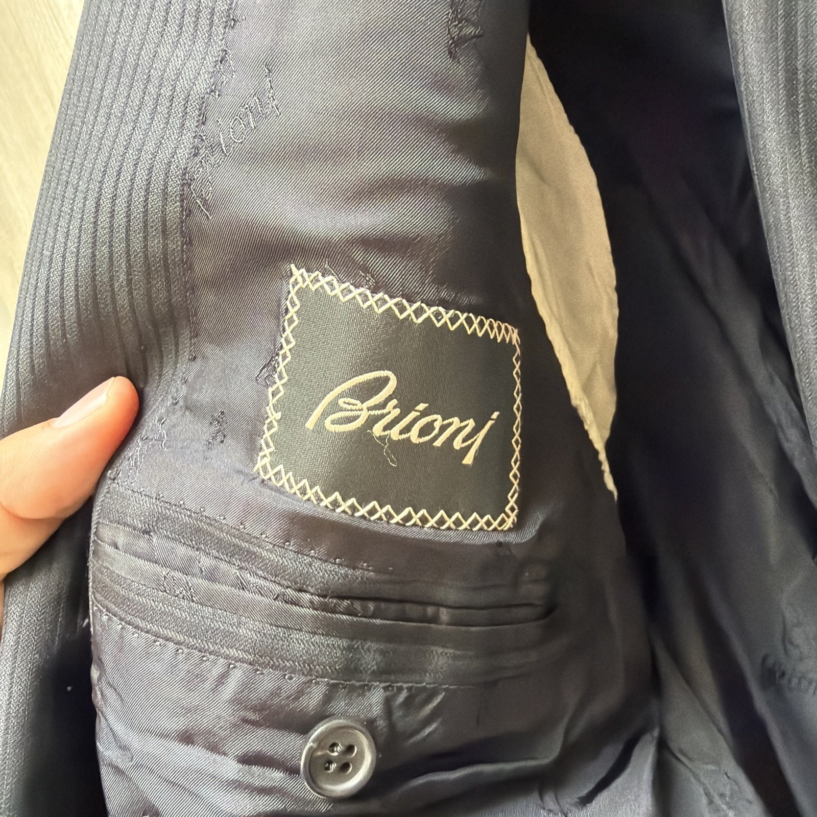 Brioni $8800 Wool/Silk/Cashmere Suit