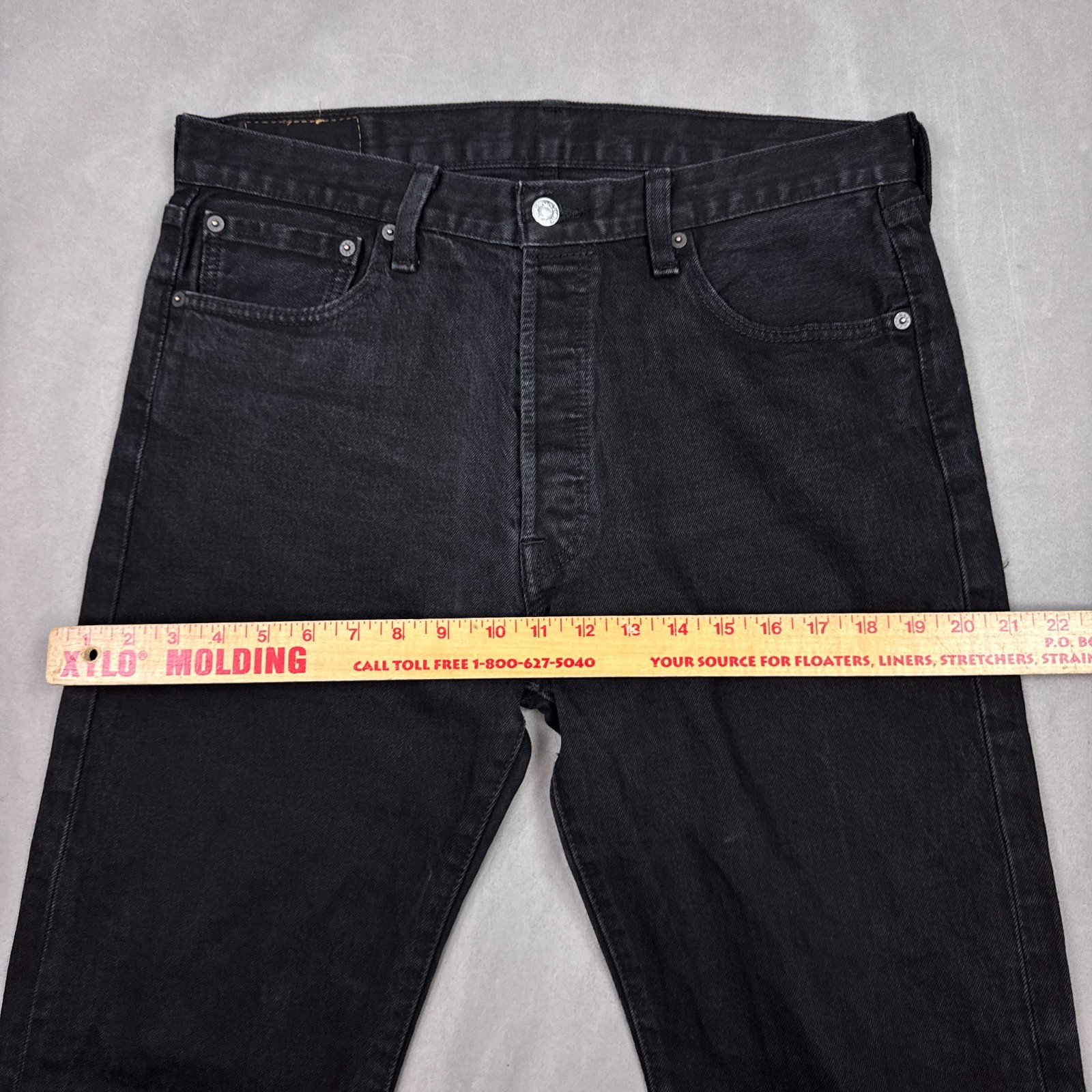 Levis 501 Jeans Mens 34×32 Black Button Fly Denim Pants Straight Dark (Tag34x36)