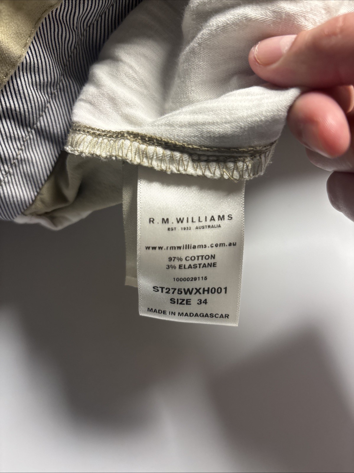 R.M. Williams khaki Shorts mens 34” beige