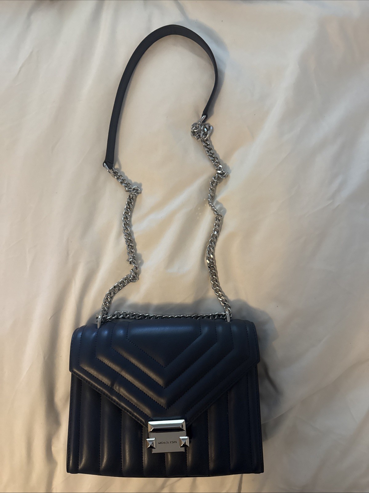Michael Kors Whitney Quilted Tote Bag in Navy – Elegant Chain-Strap Shoulder Bag
