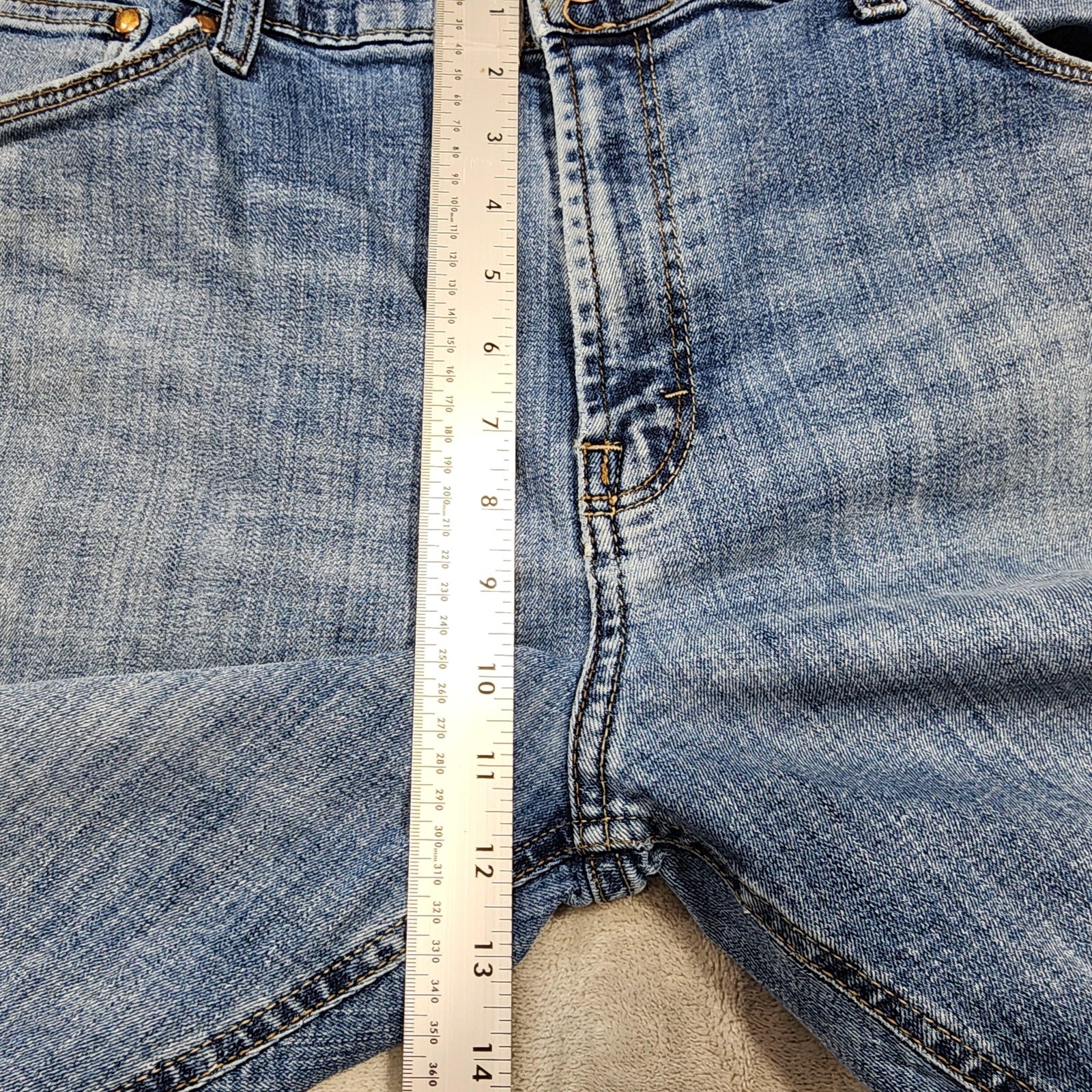 Wrangler Jeans Mens 38×32 Blue Light Wash Relaxed Bootcut Stretch Denim Casual