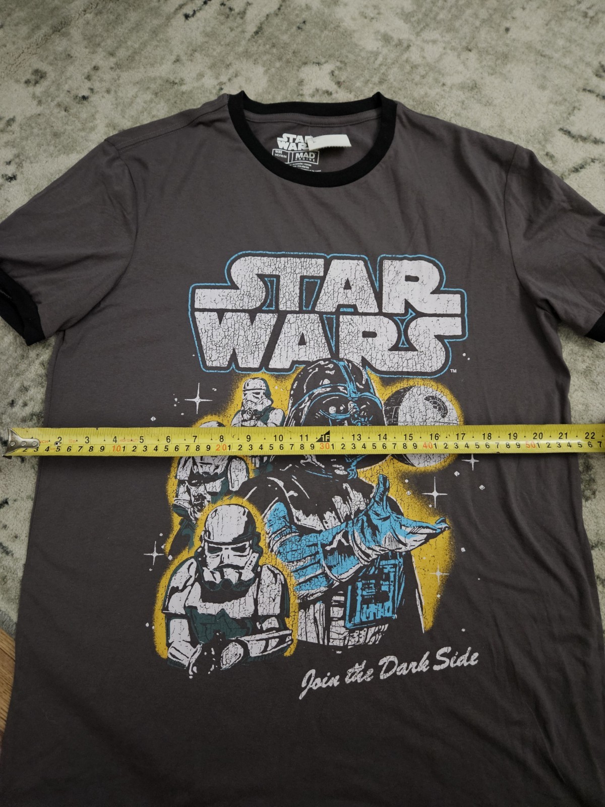 NWT Star Wars Ringer Short Sleeve Graphic T-Shirt Medium Join The Dark Side