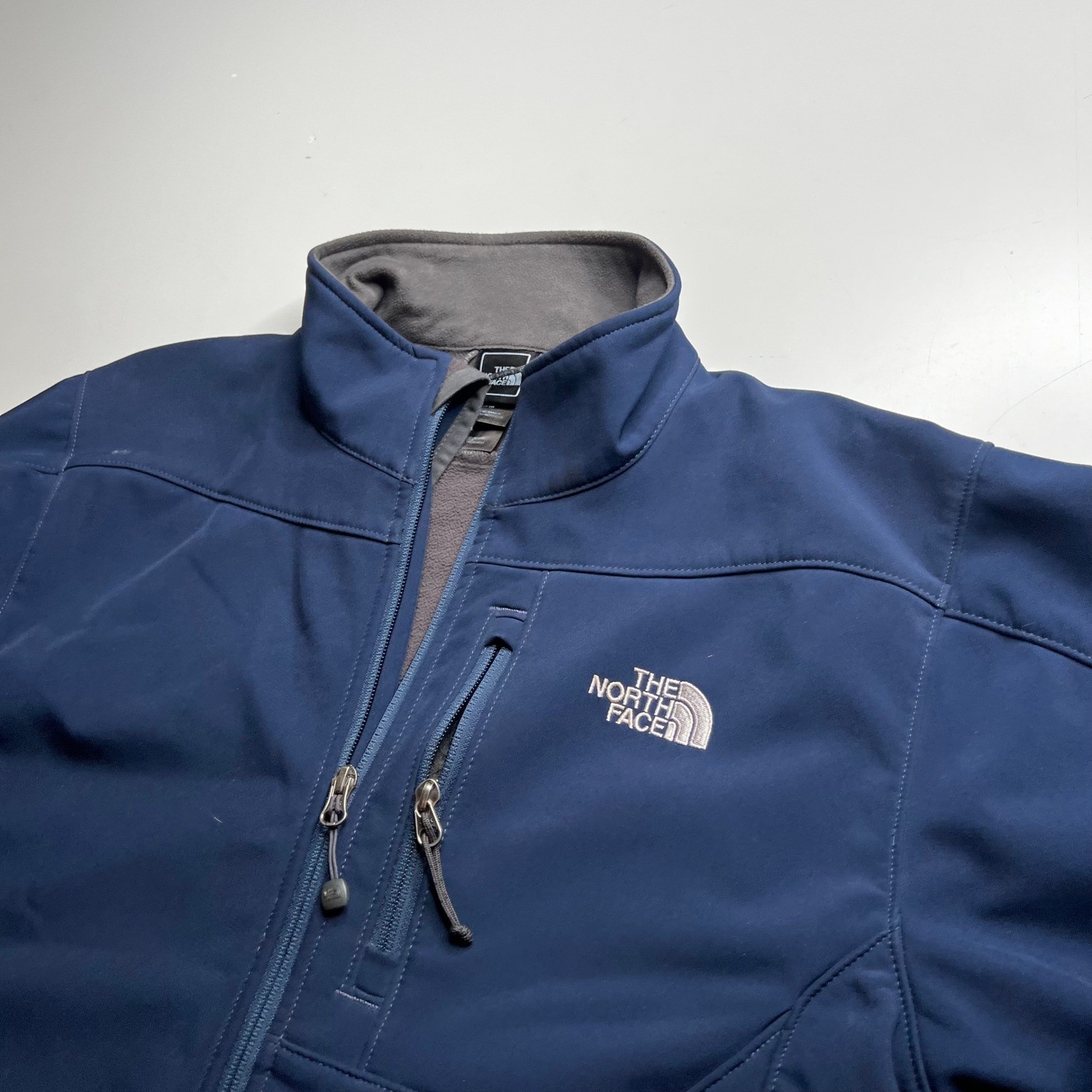 The North Face Mens Apex Bionic Softshell Jacket Navy Blue Size Medium Full Zip