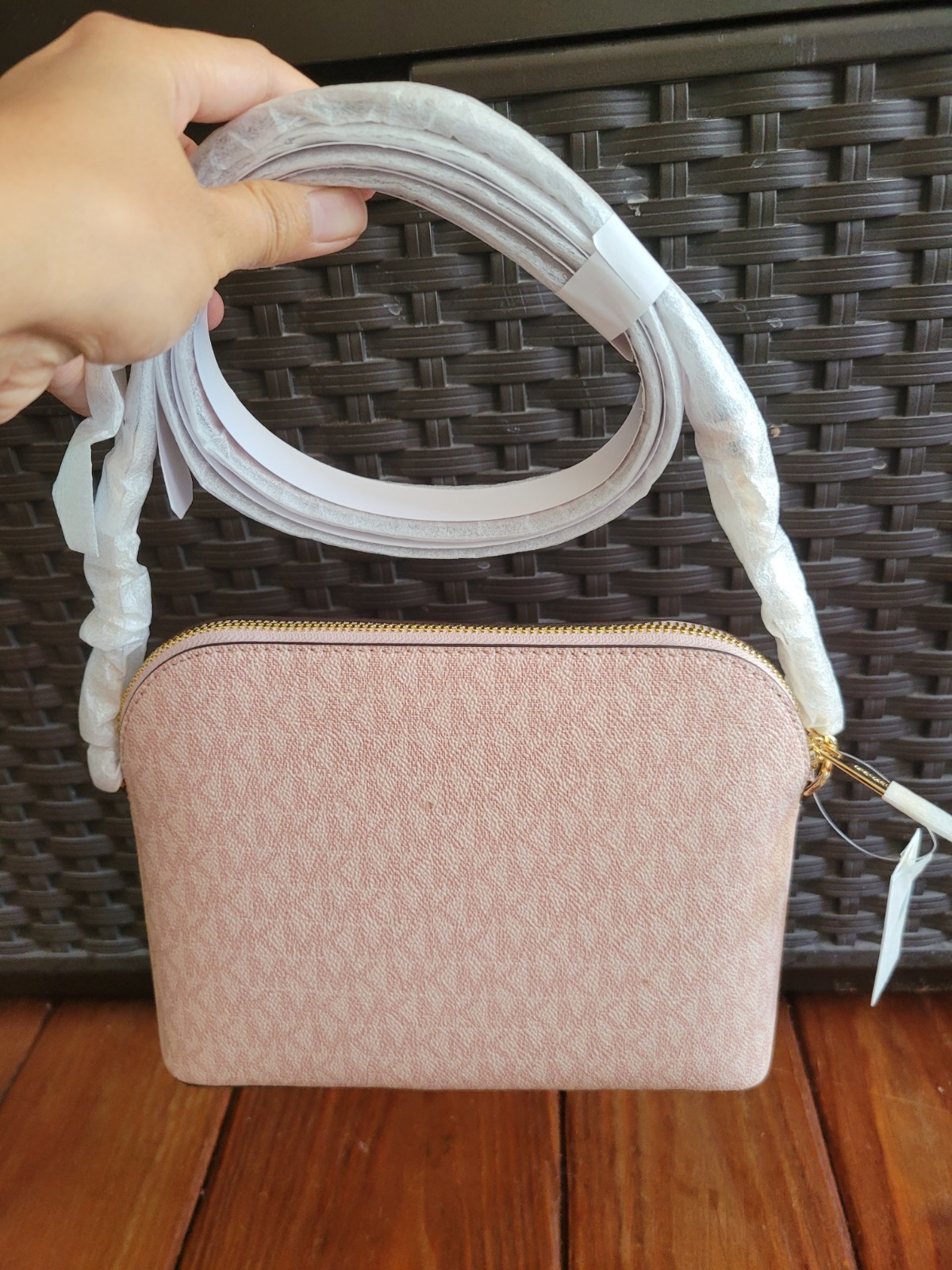 Michael Kors Jet Set Travel Medium Dome Crossbody Signature MK Bag Powder Blush