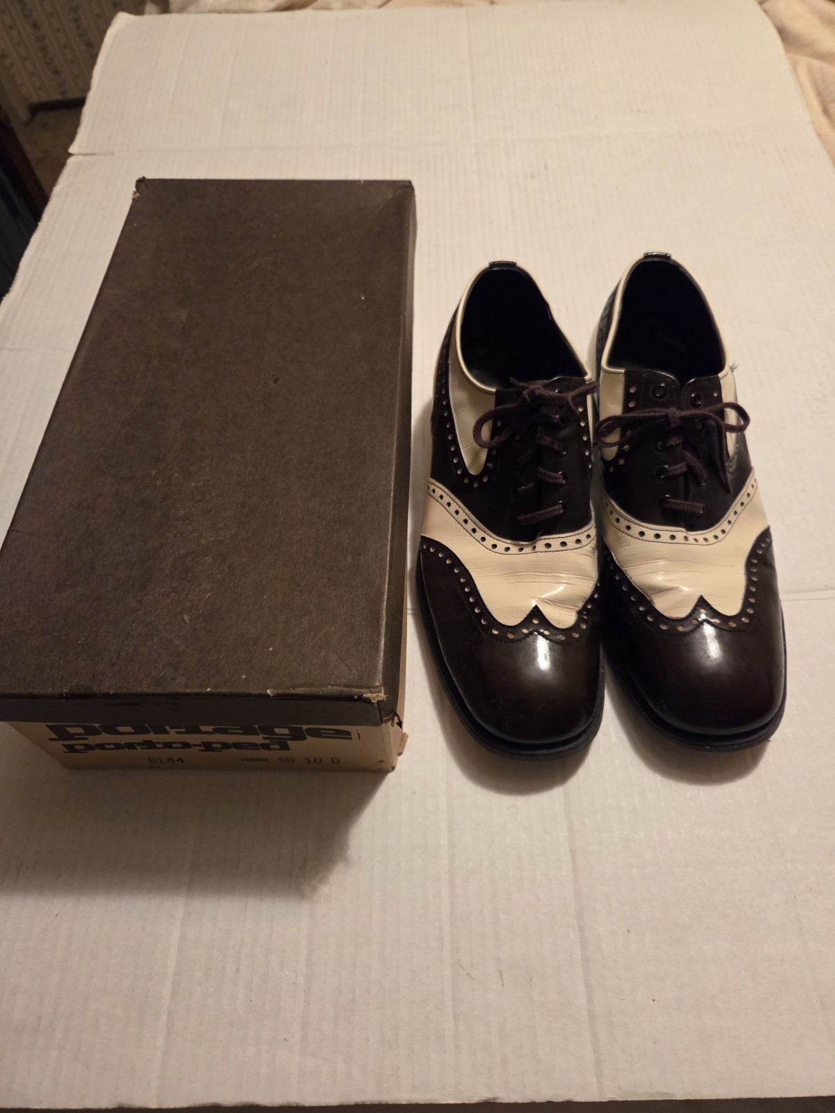 Vinatge Men’s 10D Two Tone Portage Shoes Patent Wingtip Oxford Formal Dress Shoe