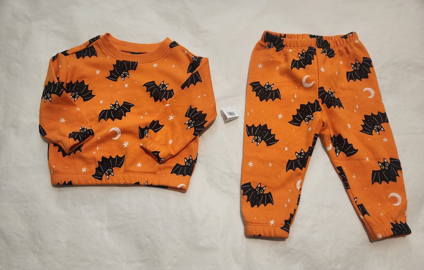 NWT Old Navy Halloween Bat Print Sweatshirt Pants Outfit 2PC Set Unisex Baby