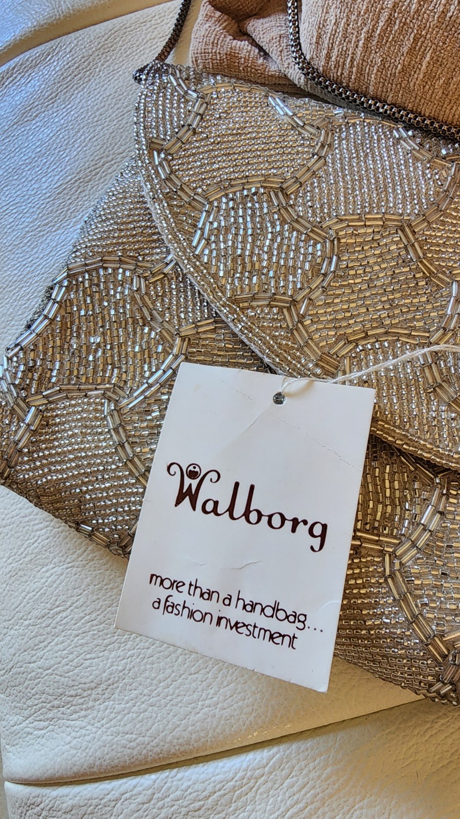 VTG – WALBORG Silver Glass Beaded Evening Purse Scalloped Mosaic w/ Original Box