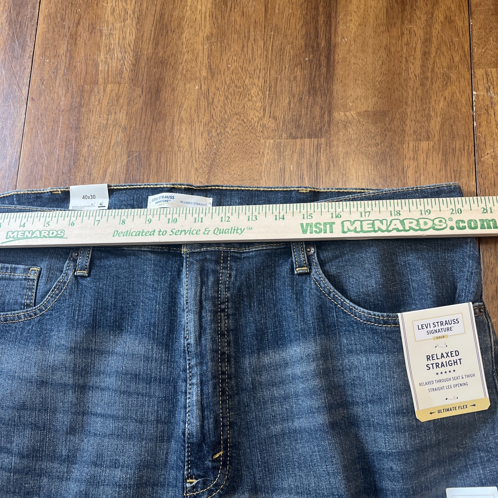 Signature by Levi Strauss & Co. Gold Label Men’s Bootcut Fit Jeans 40×30