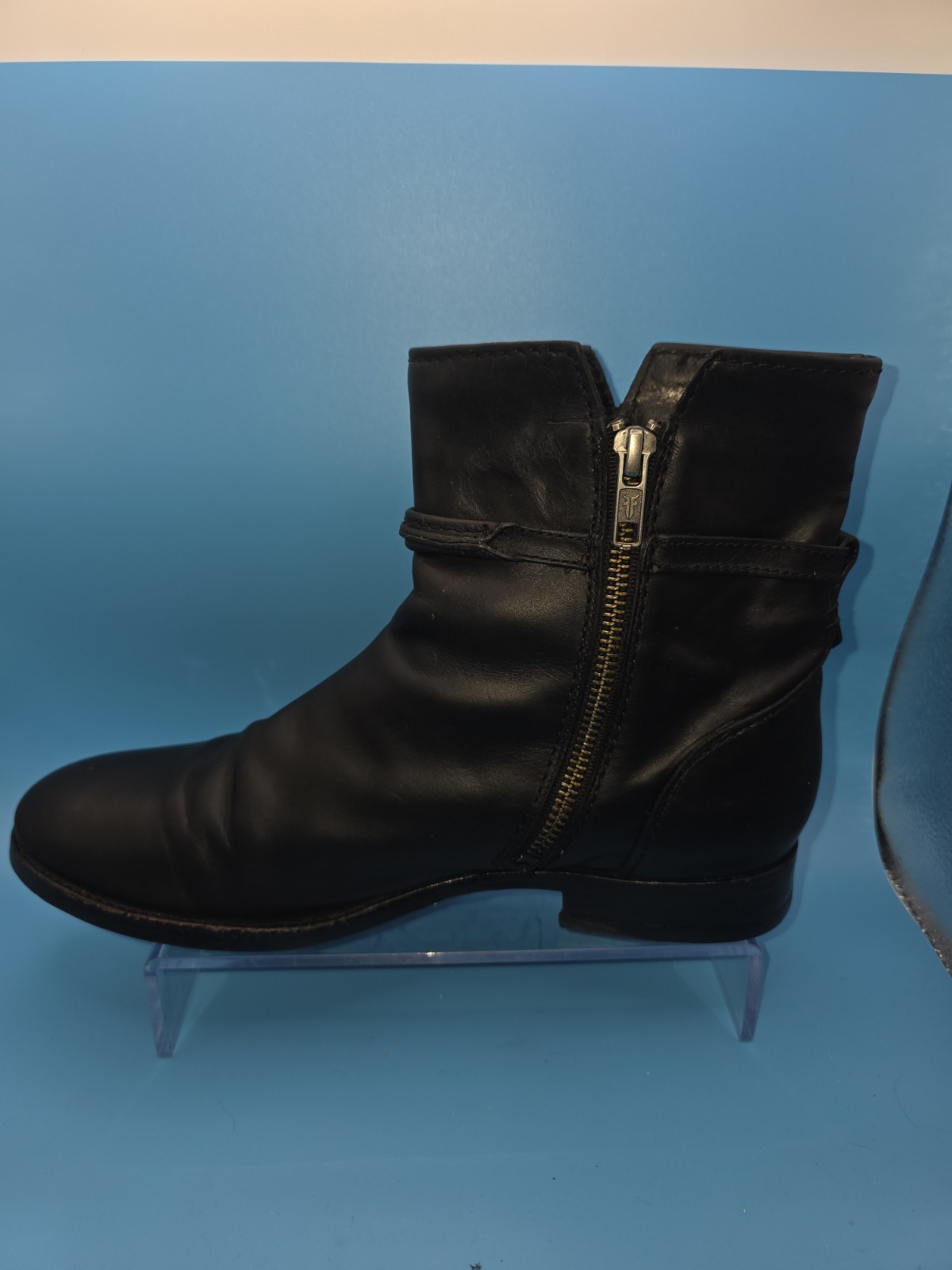 FRYE Melissa Black Leather Inside Zip Boots Size 8B EUC Style 3478443