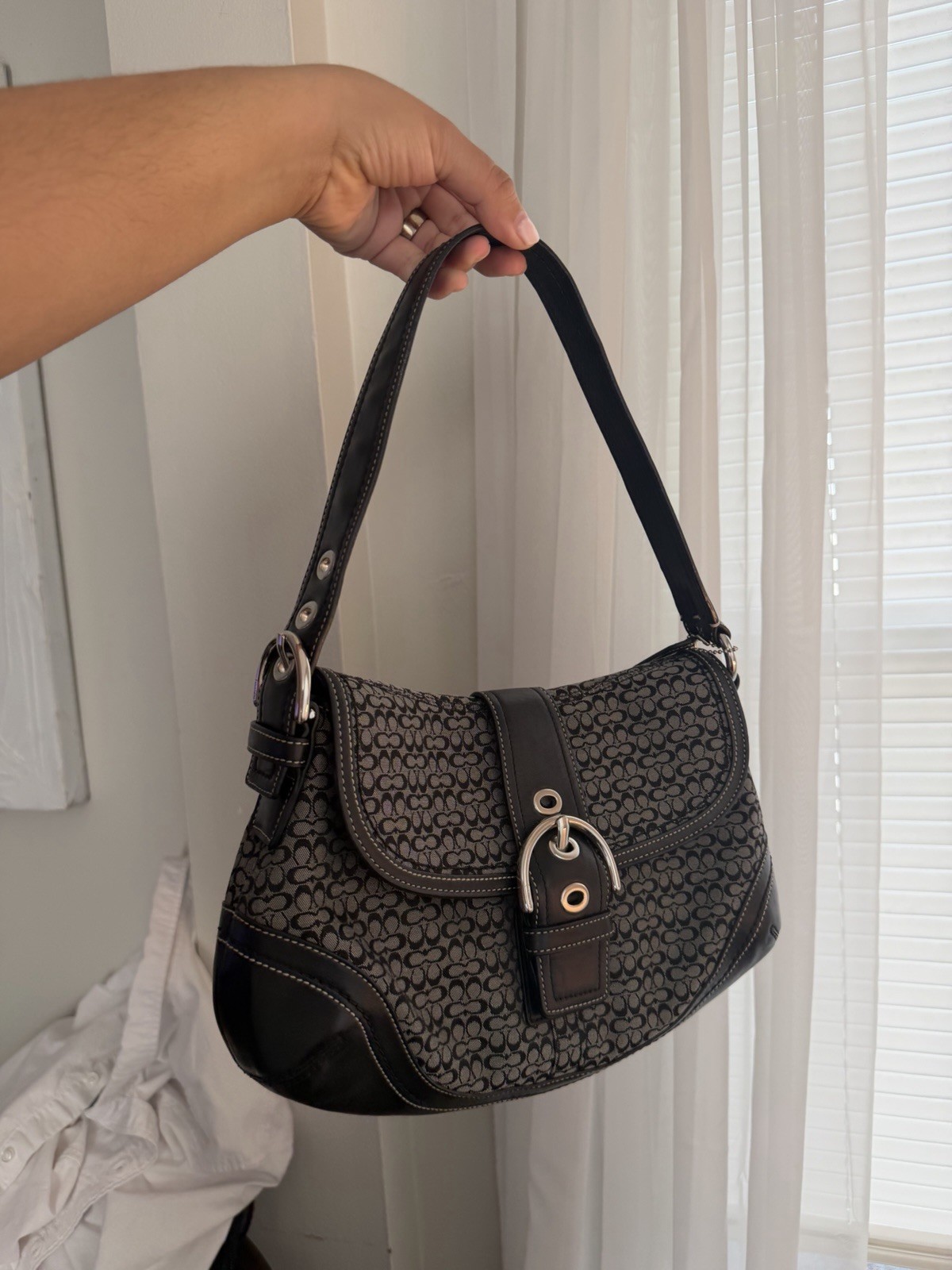 Coach Signature Black Gray Shoulder Bag Buckle Zip Closure Charm Silver HW