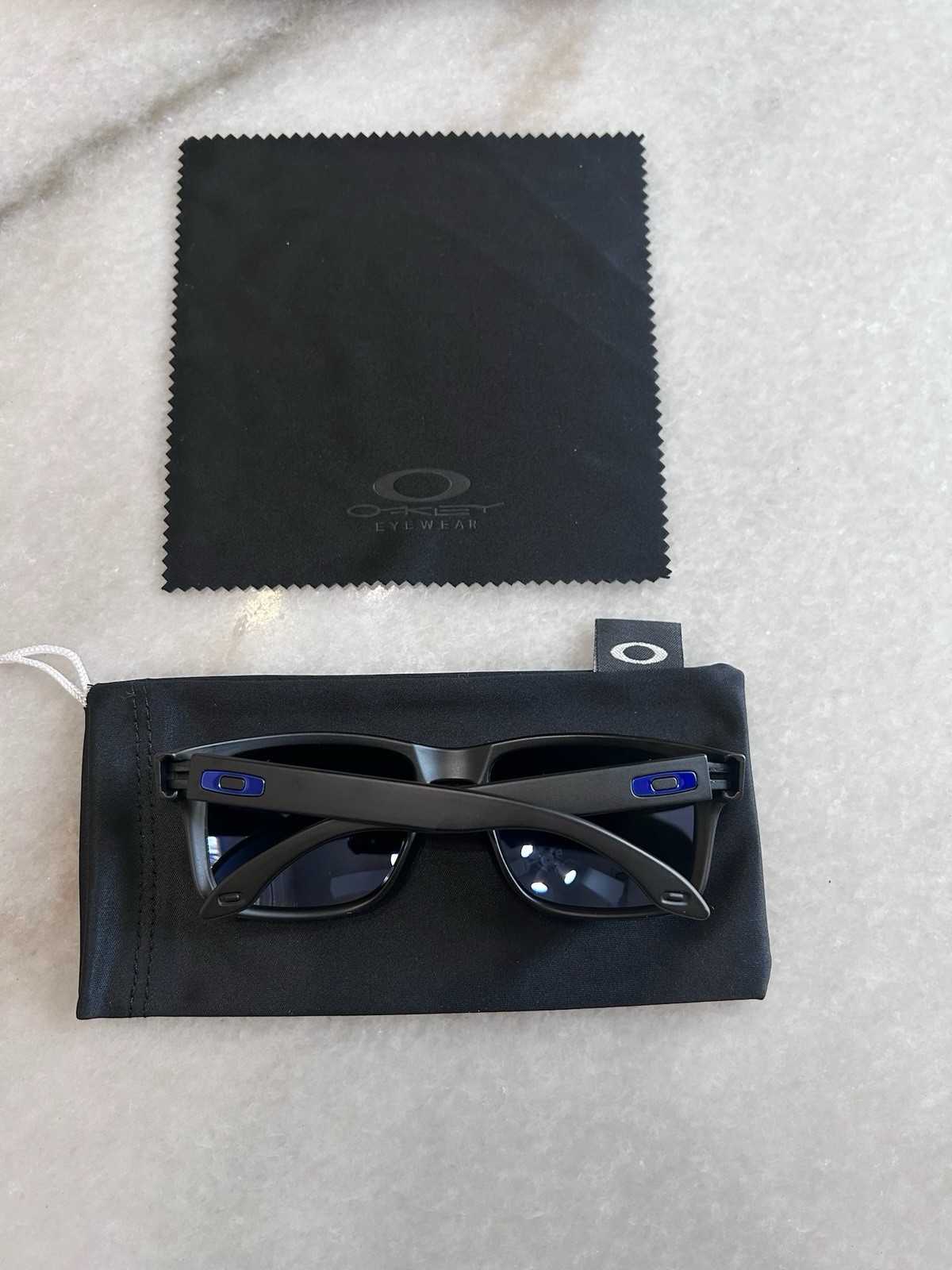 Oakley Holbrook Polarized Sunglasses Blue Lens Matte Black Frame OO9102