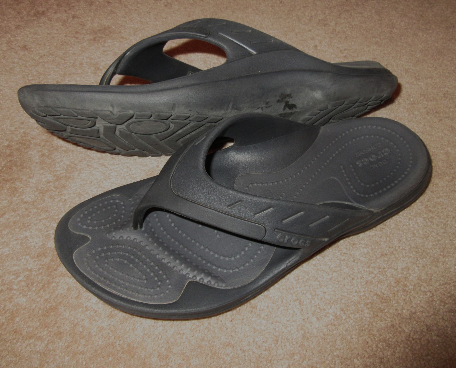 Crocs Dual Comfort Modi Sport Slip On Thong Flip Flops Sandals Black W 9 M 7