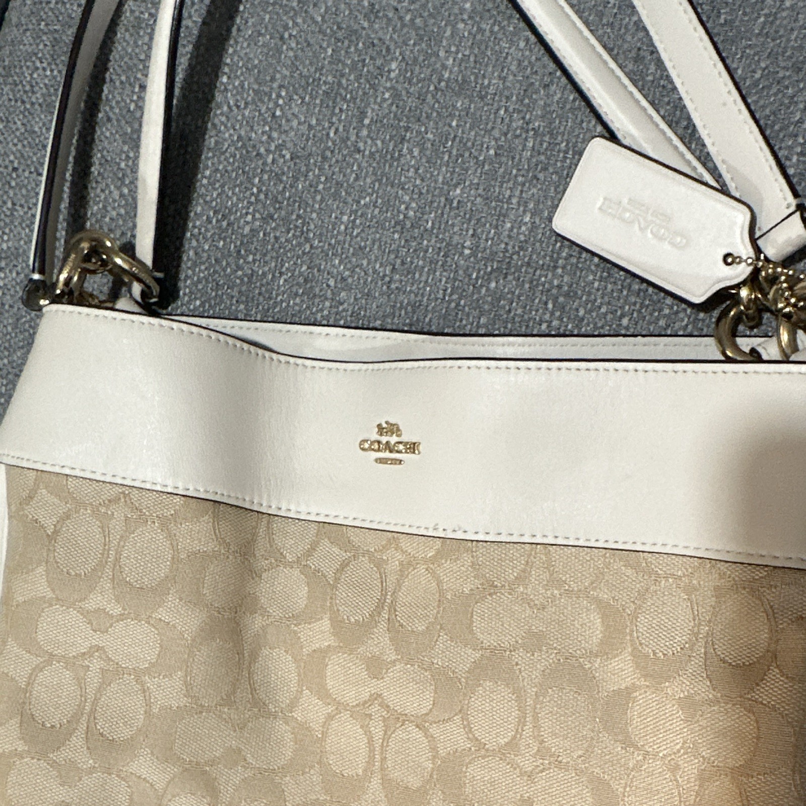 Coach Signature Logo Ivory/Beige Shoulder Bag Gold Hardware Zip w/ Bag Charm