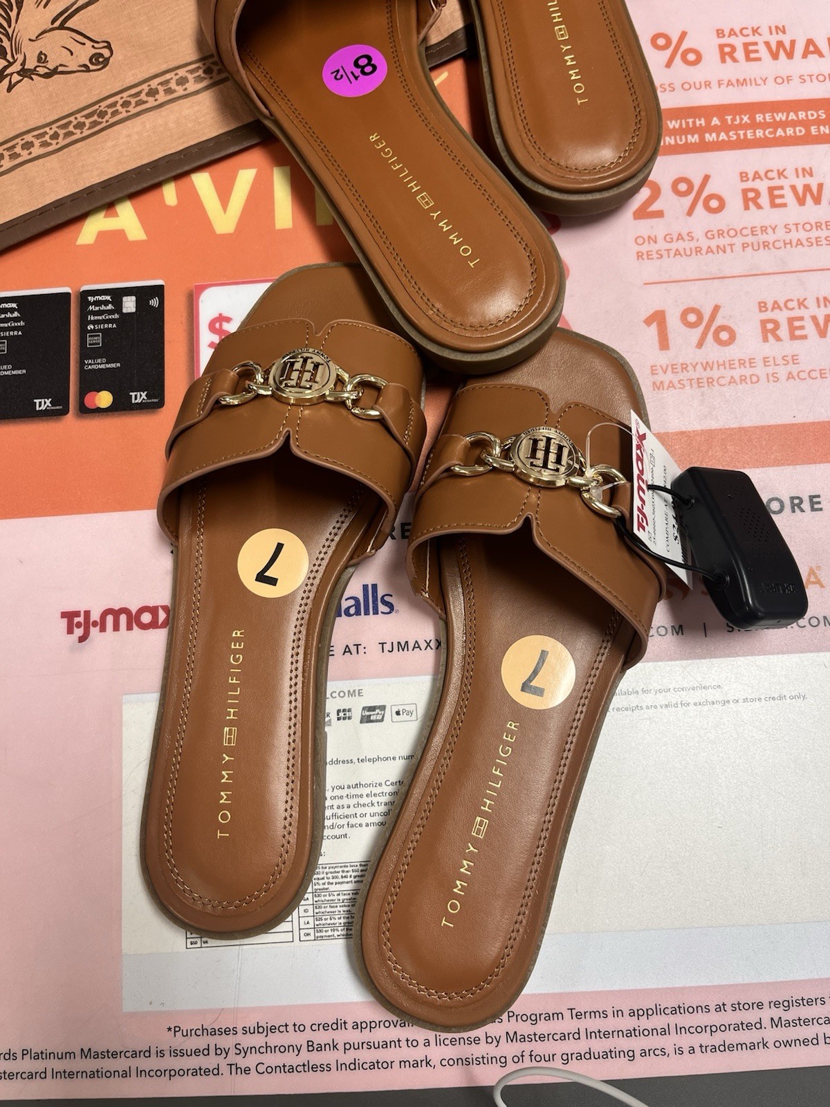 Tommy Hilfiger Women’s Size 7 Leather Sandals Brand New With Tags