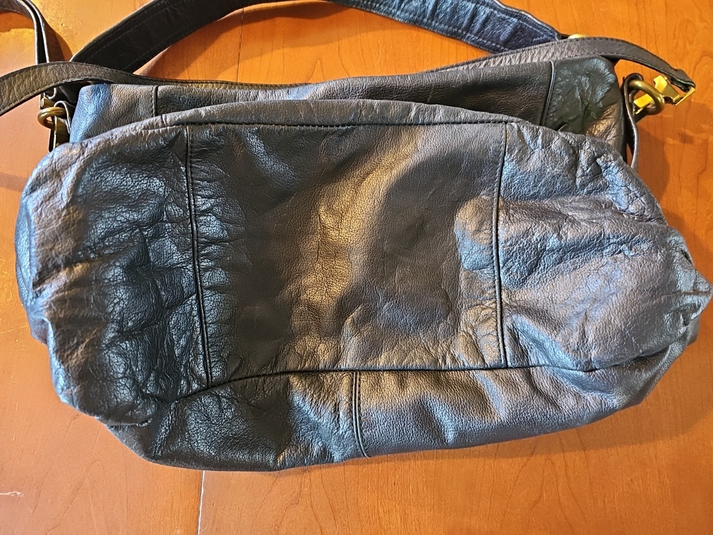 Elliot Lucca Iara City Black 100% Leather Hobo Hand bag Pocketbook Purse