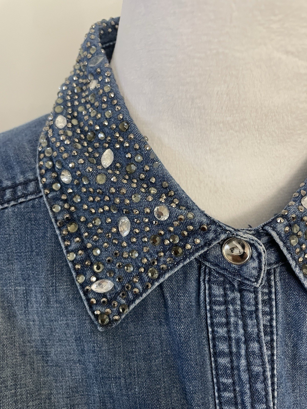 Chico’s- Sz. XL-3 Western Denim Button-Up Shirt Bling Beaded Beaded Collar