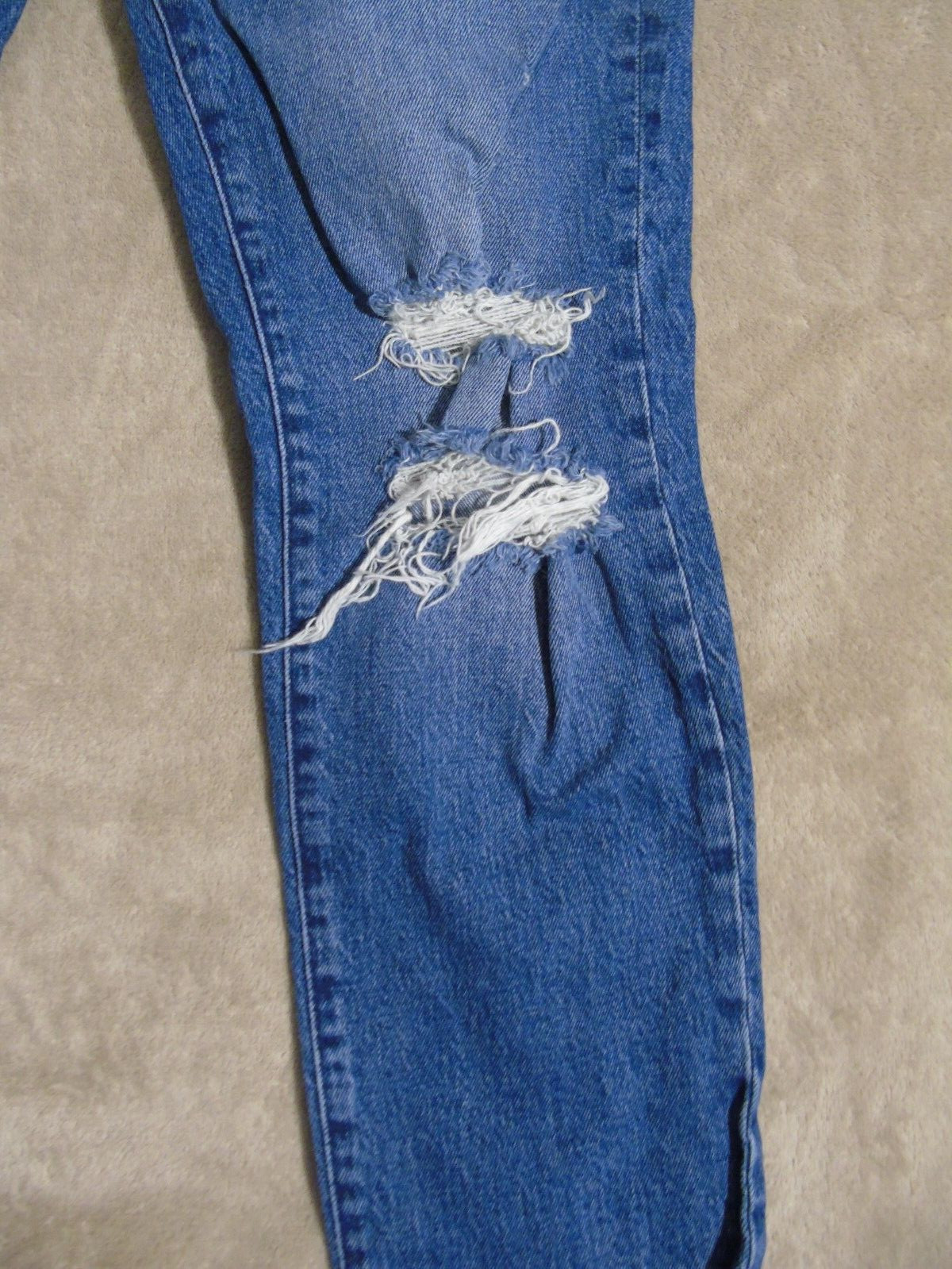 ABERCROMBIE & FITCH jeans sz 2 / 26 Boyfriend Mid Rise Ankle Denim Jeans Ripped