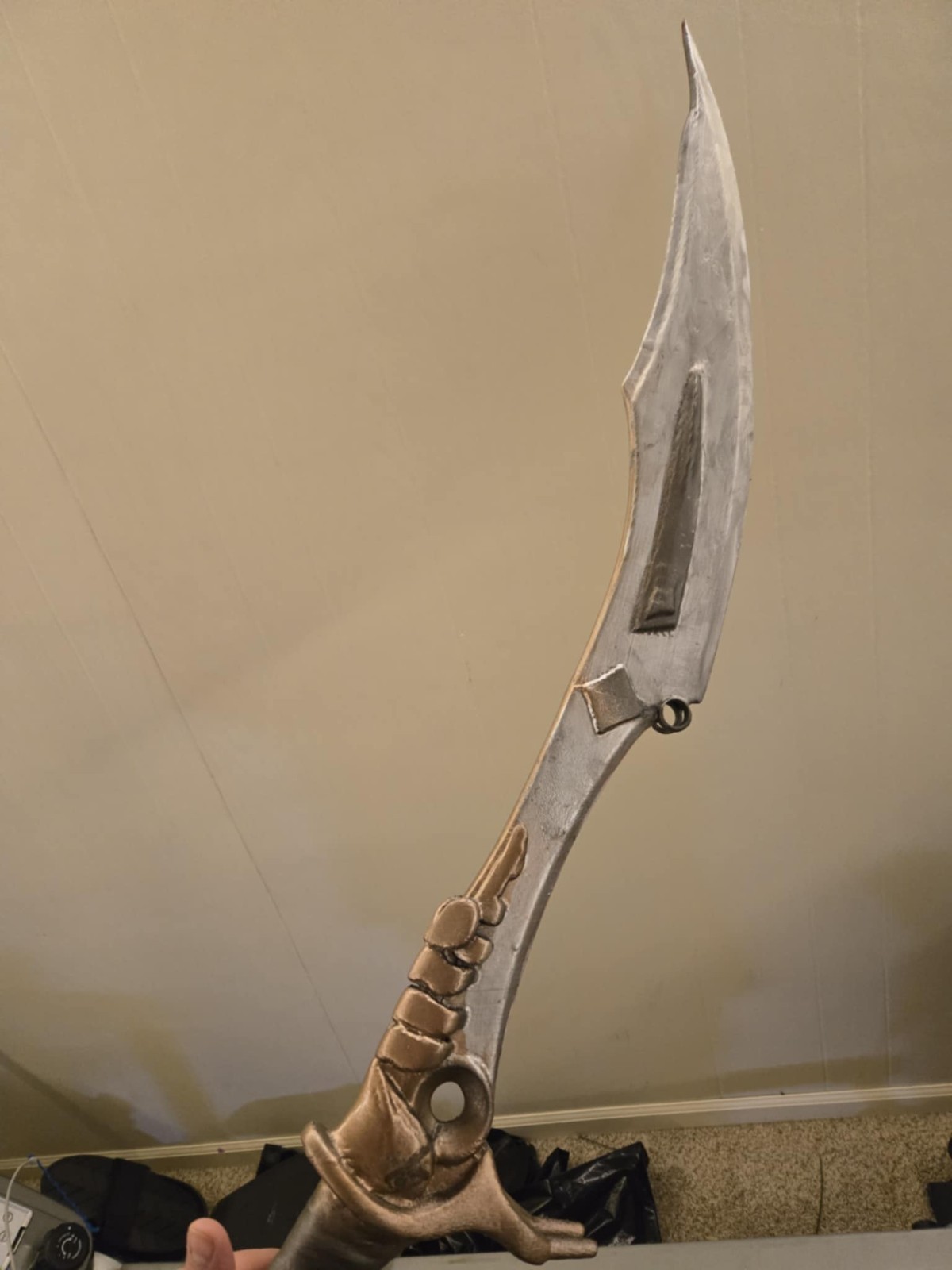 Predator Badlands sword