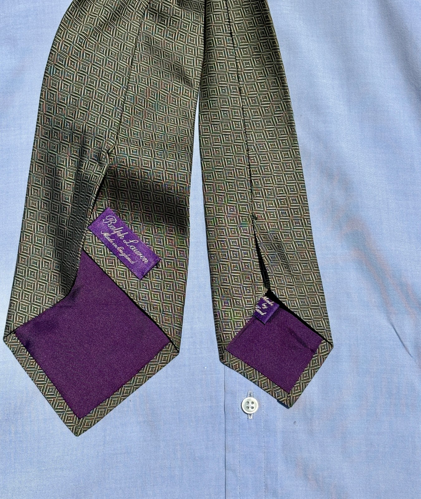 Ralph Lauren Purple Label Silver Diamond-Patterned Silk Tie – England – $235.00