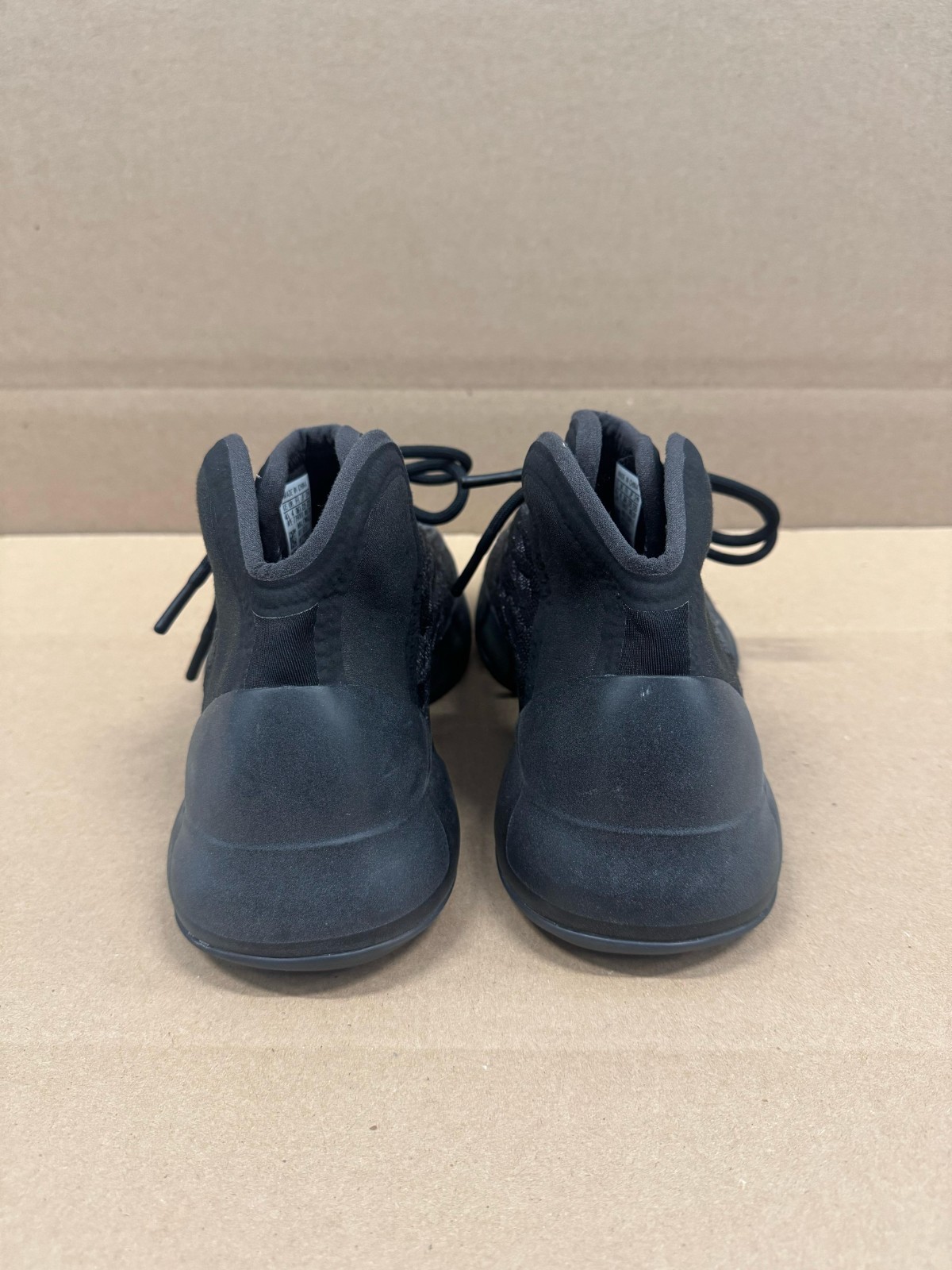 Adidas Yeezy Quantum Onyx Sneakers Black GX1317 Size Mens Size 4.5 Women’s 5.5