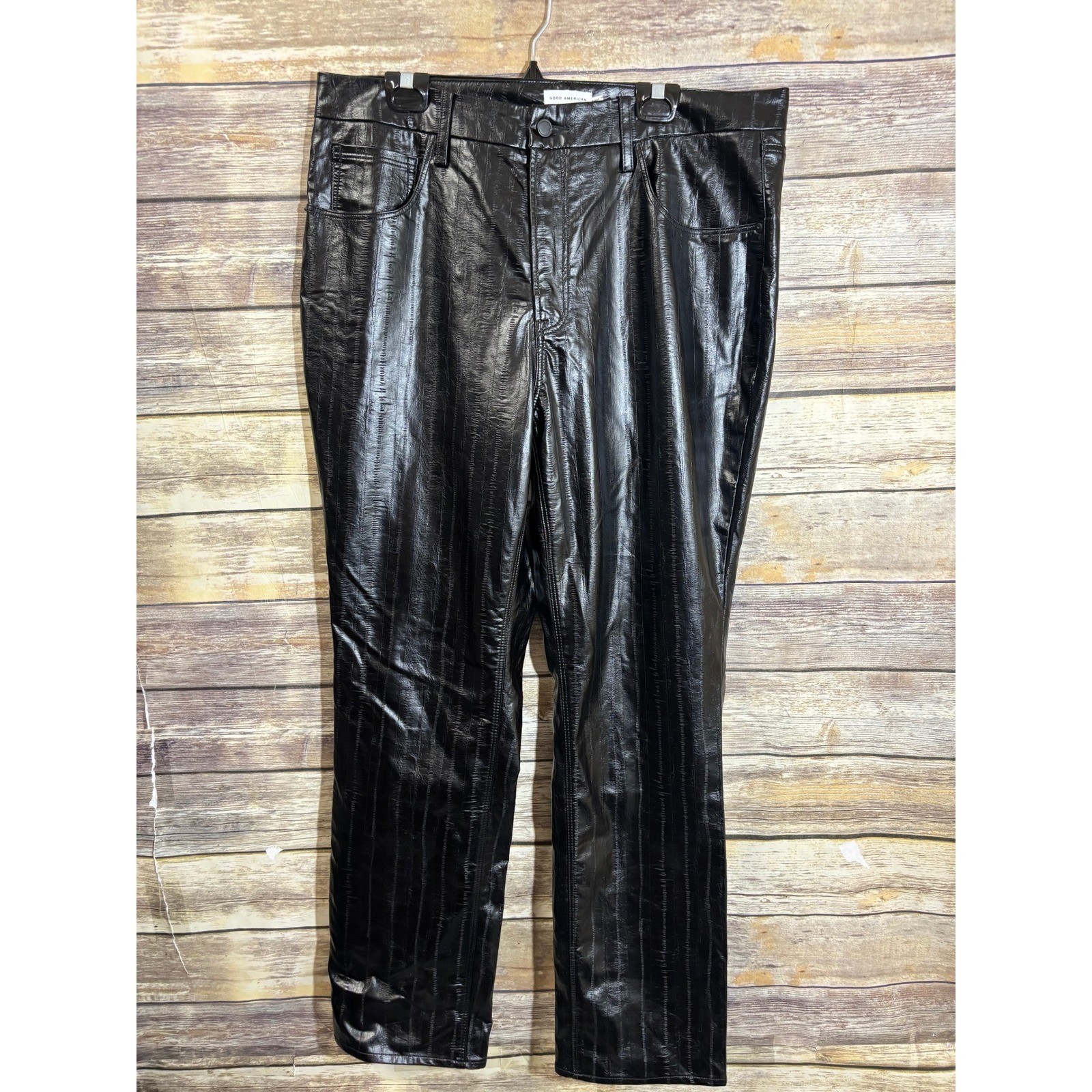 Good American Good Icon Straight High-Rise Trouser Faux Leather Black Eel 16