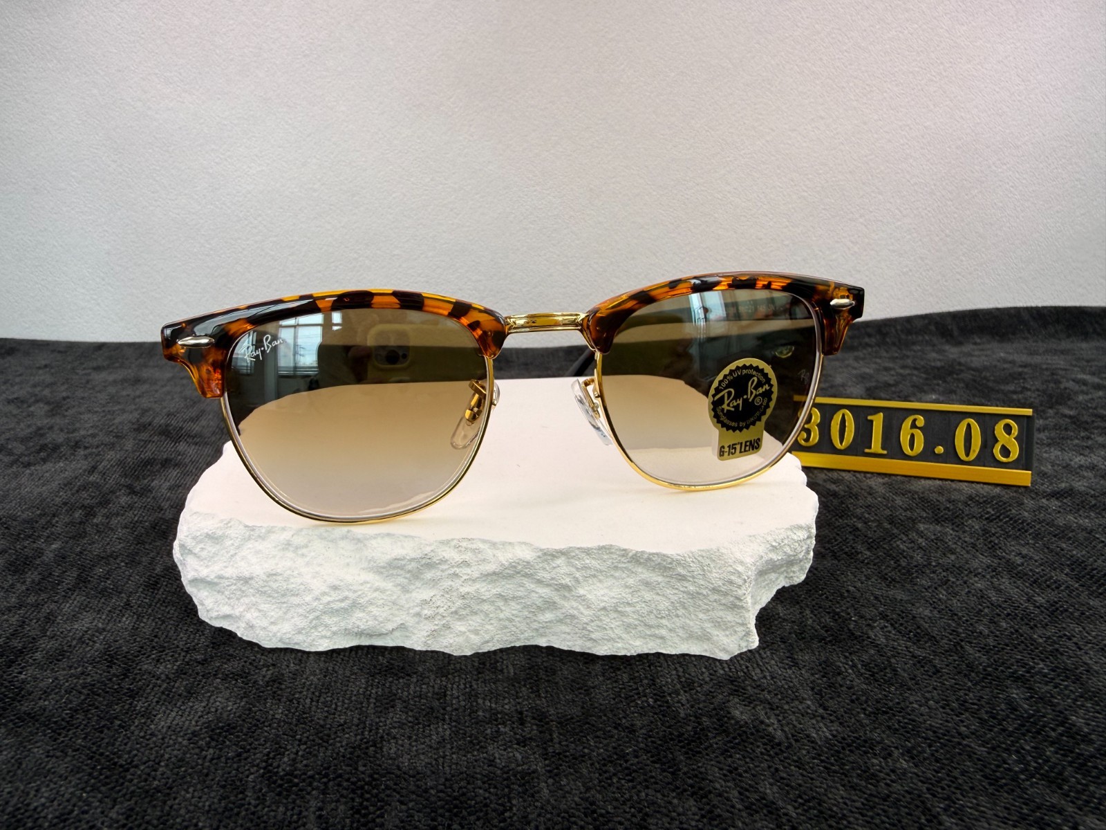 Ray-Ban RB3016 Tortoiseshell Frame Gradient brown Lens Sunglasses