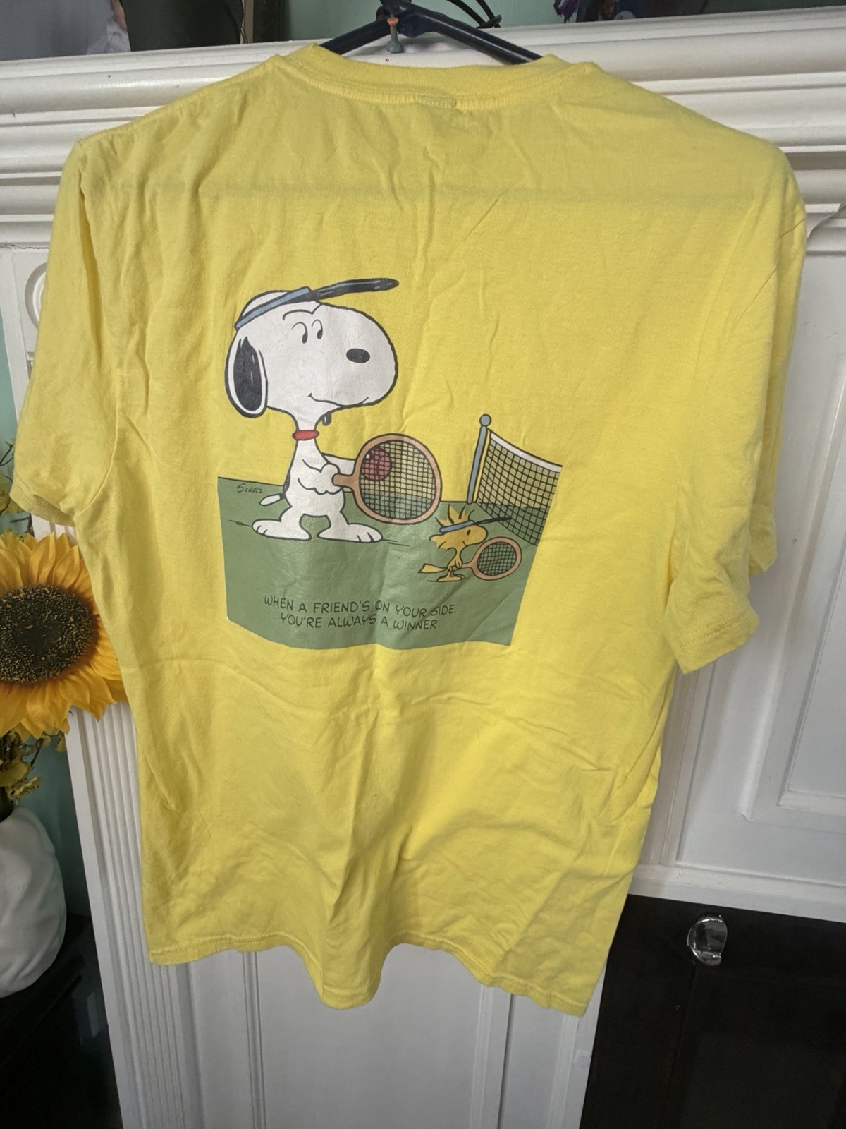 Very Important Tee Men’s M Yellow Crew Neck Short Sleeve Peanuts Snoopy Tee