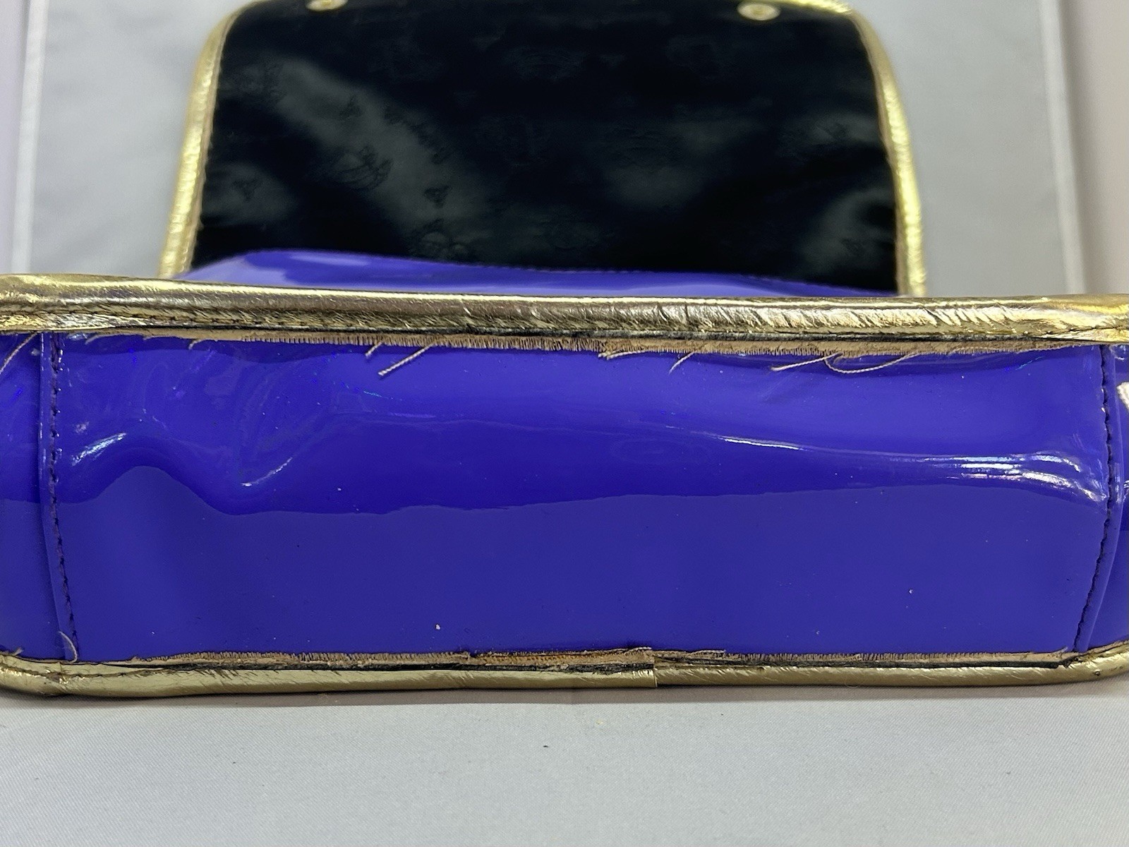 Betsey Johnson Purse Call Me Telephone Bag Handbag Purple / Periwinkle