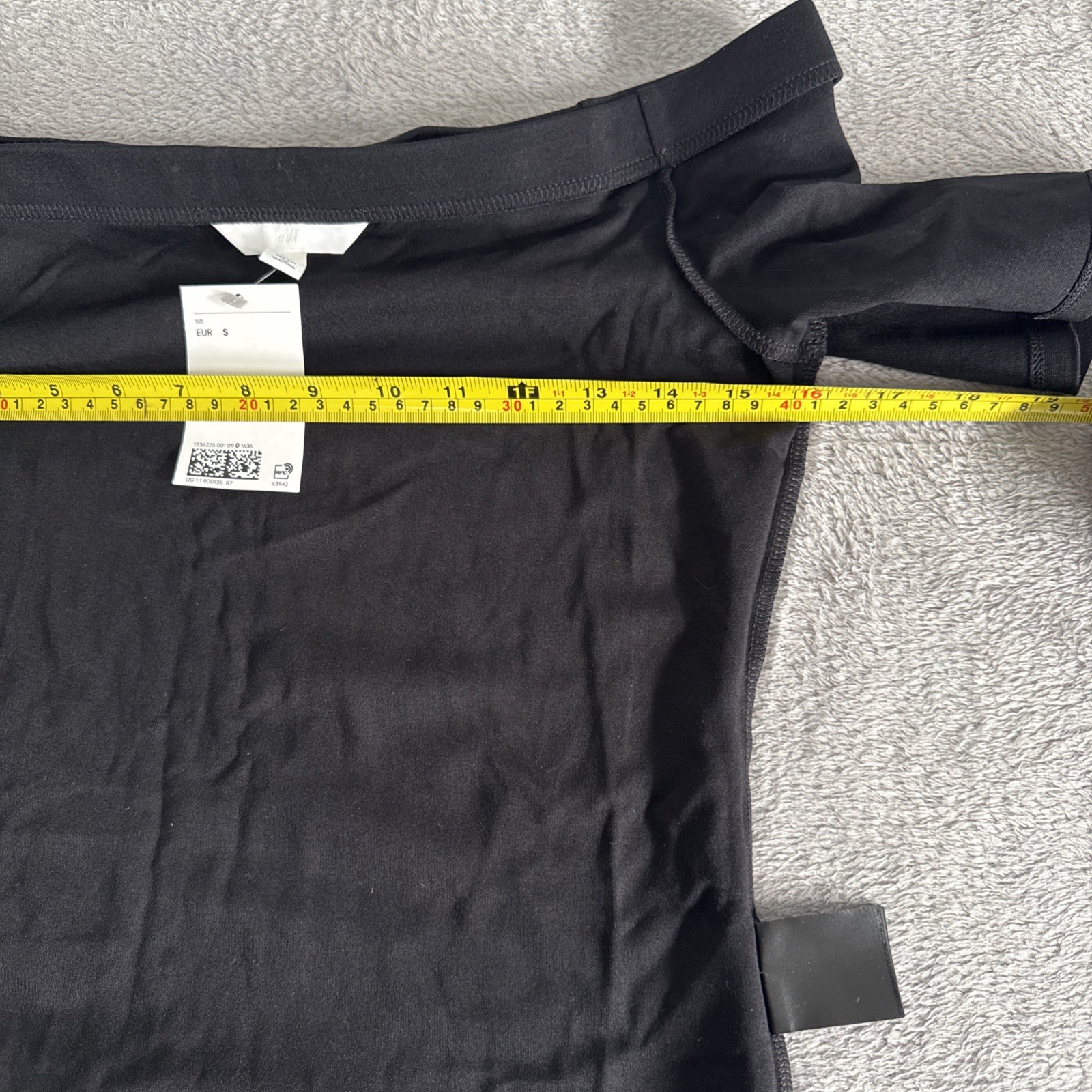 H& M OFF-THE-SHOULDER JERSEY TOP Small Size BNWT