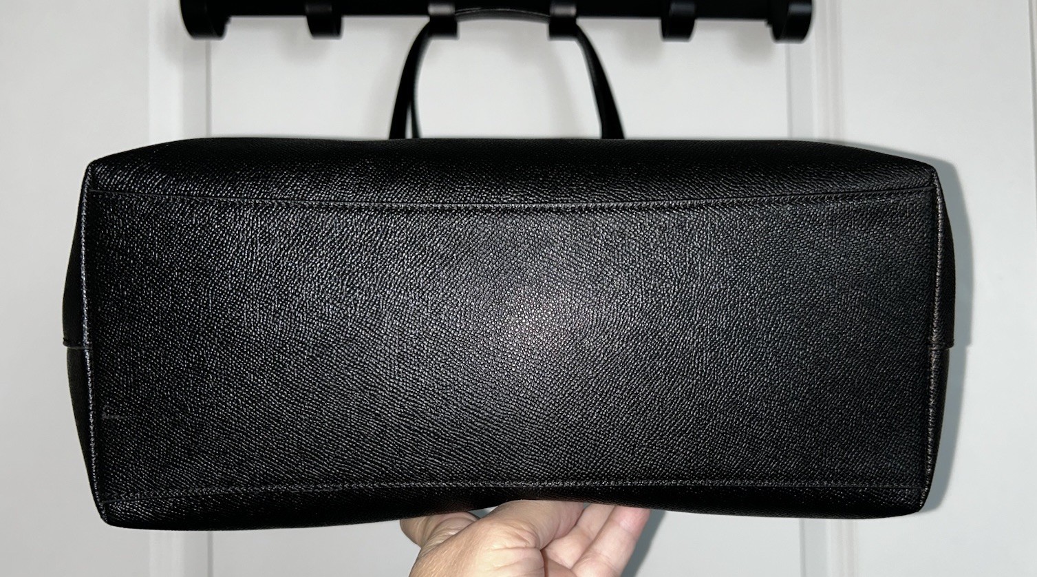 Coach Large Black Crossgrain Leather Silver Zip Closure City Tote EUC