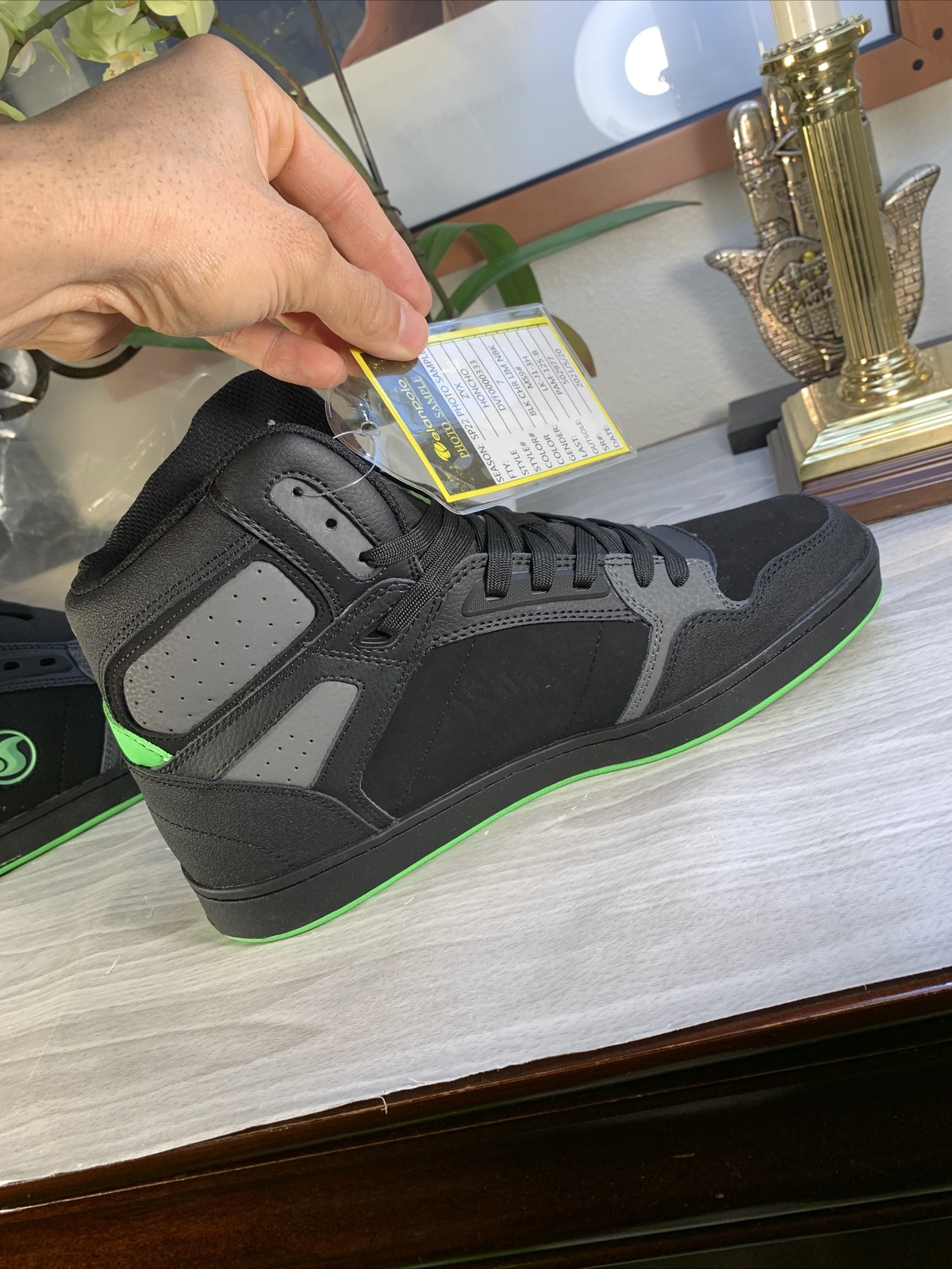 DeadStock DVS HONCHO Mens Athletic Shoes Size 9 Brand New RARE Sales Sample
