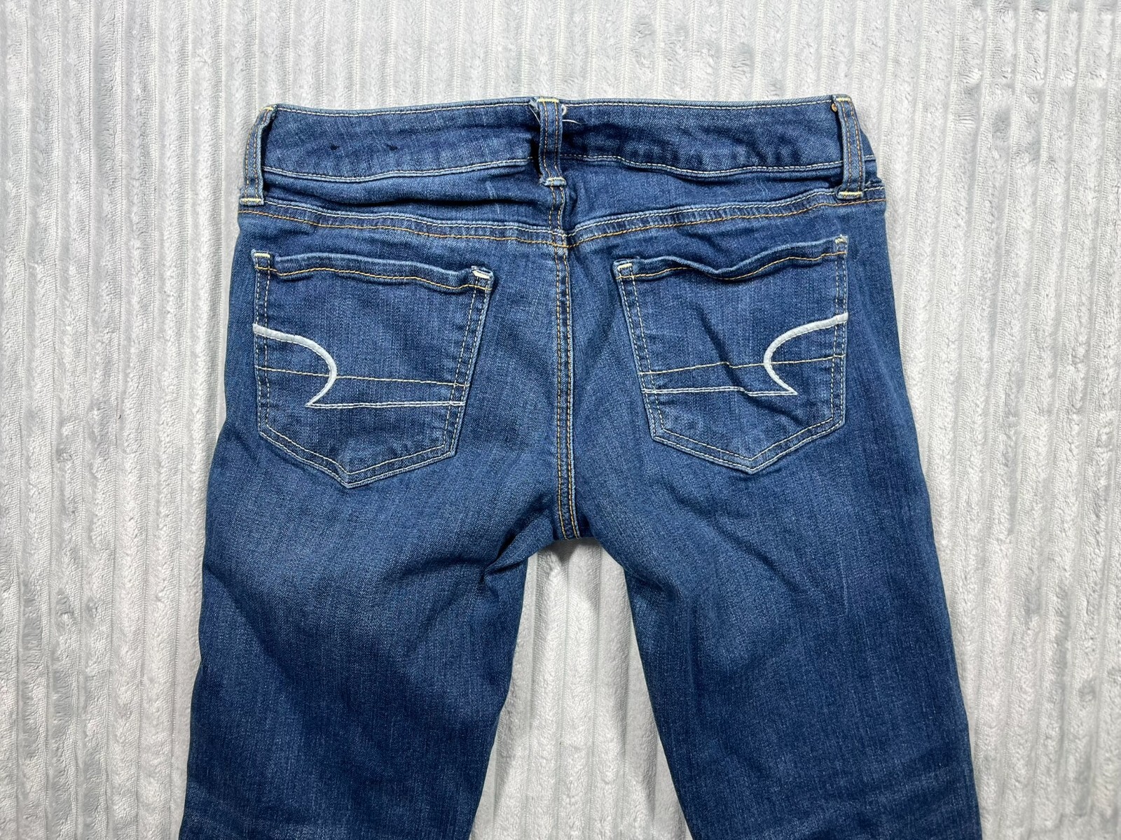 American Eagle Jeans Women’s 2 Reg 26×28 Jegging Stretch Low Rise Medium Wash