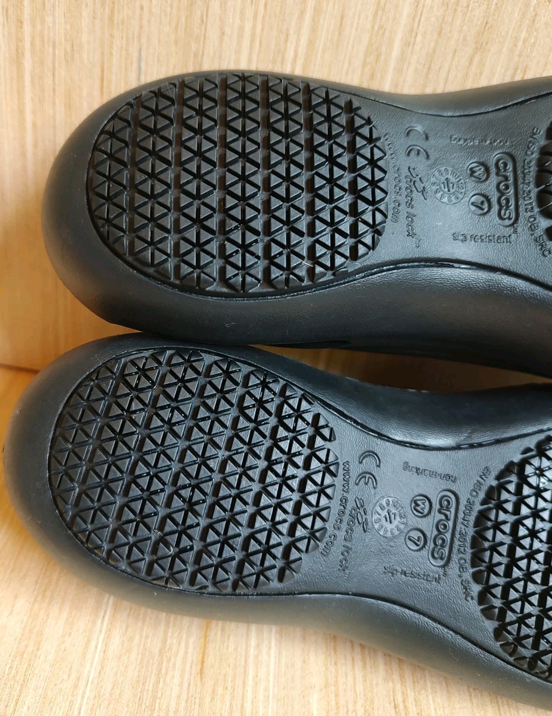 Crocs Women’s Kadee Ballet Flats Black Cut Out Details Size 7 NEW Shoes Flat