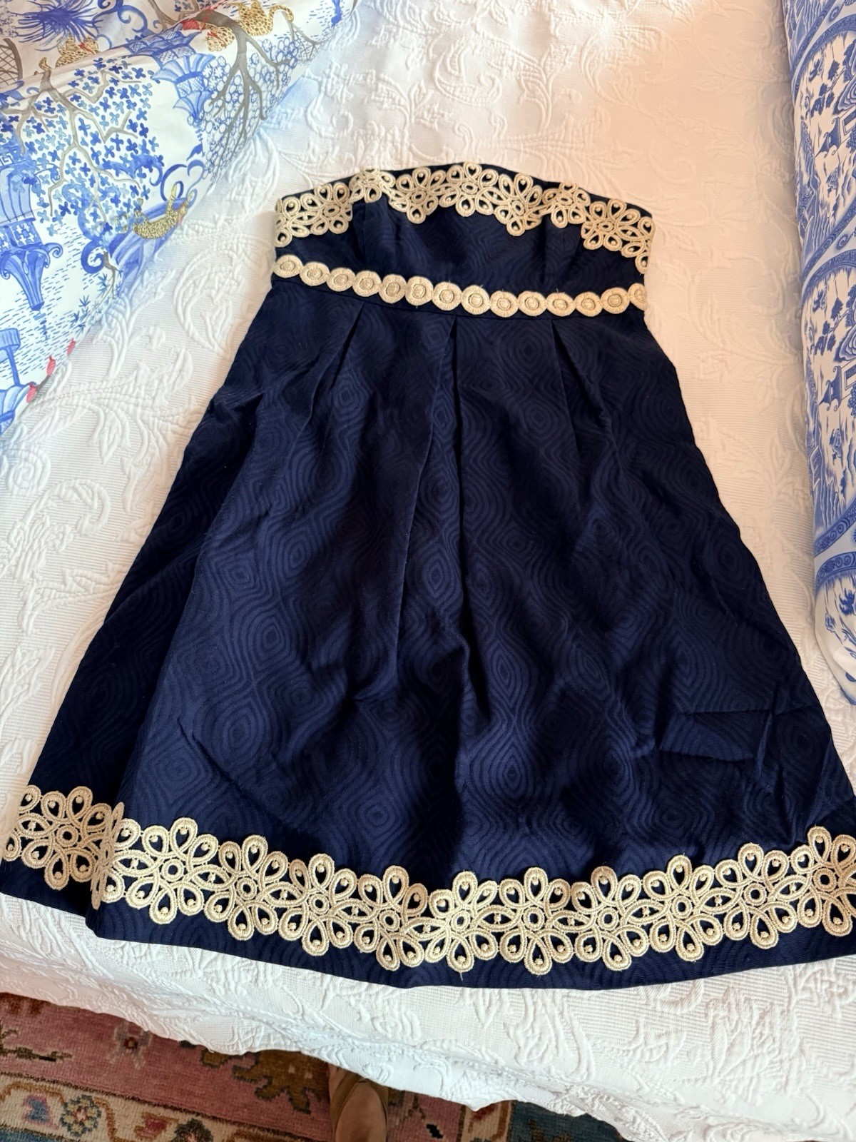 Lilly Pulitzer Navy Strapless Dress with pattern, Gold Lace Trim Women’s Size 0
