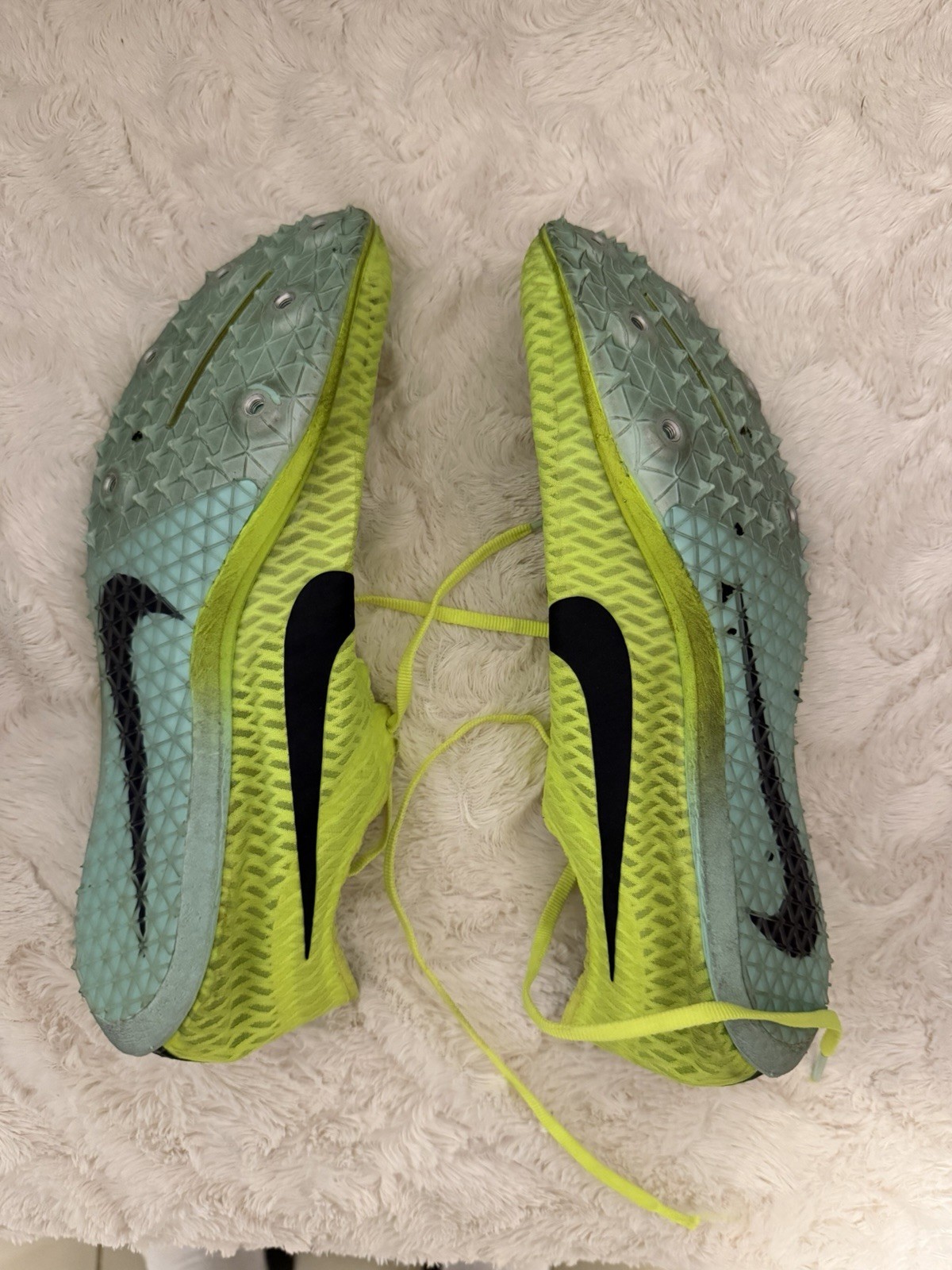 Nike Zoom Mamba 5 Volt Mint Foam Volt/Black Track Spike Sneaker Lace Up Low