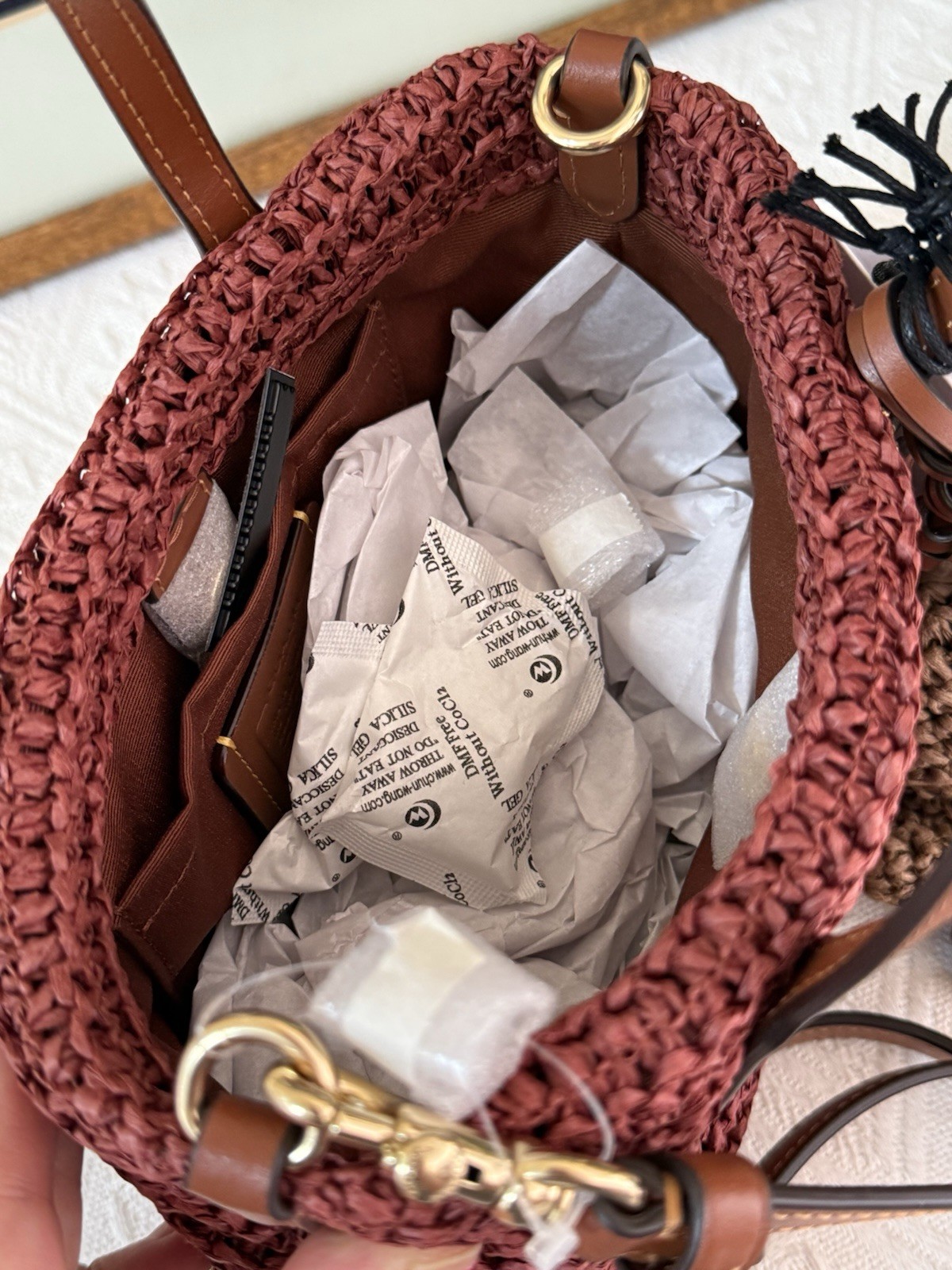 Coach CEU30 City Mini Tote Bag With Charms in straw/Gold/Russet new‼️