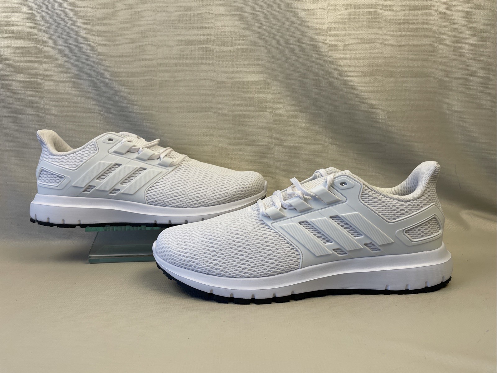 New adidas Ultimashow FX3631 Men’s White Mesh Athletic Sneakers Size 12.5 NIB