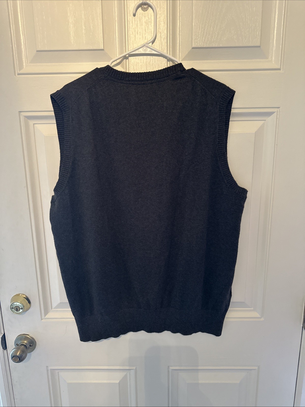 Eddie Bauer V Neck Sweater Vest Men’s Large Black Cotton Cashmere Pullover