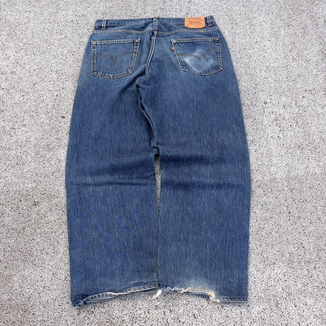 vintage 90s levi’s 569 loose straight fit blue denim jeans dark wash