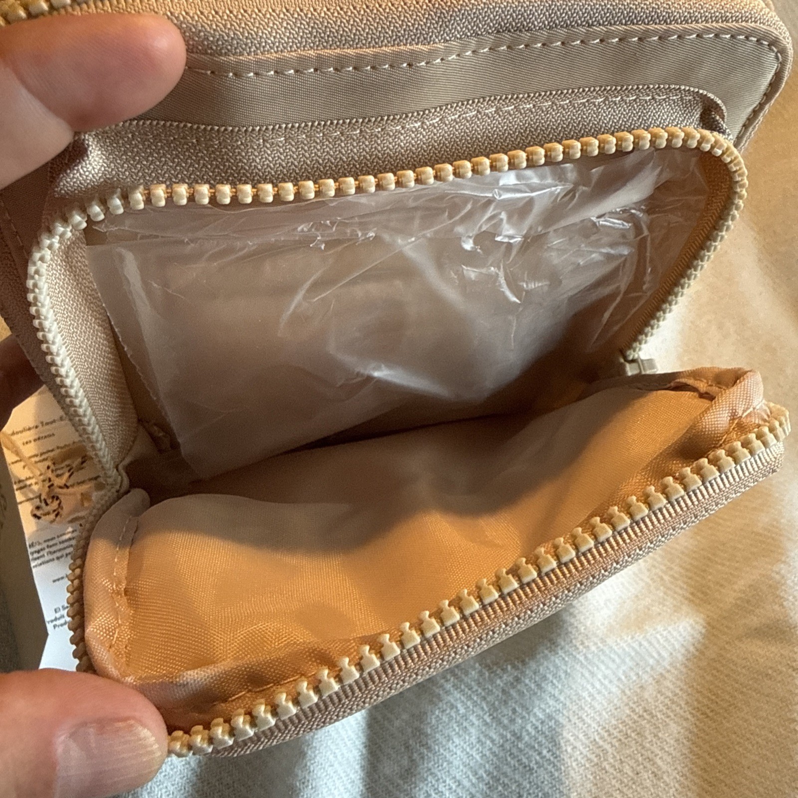 BEIS The All-In-One Sling Crossbody Bag Beige Hidden Water Bottle Pocket