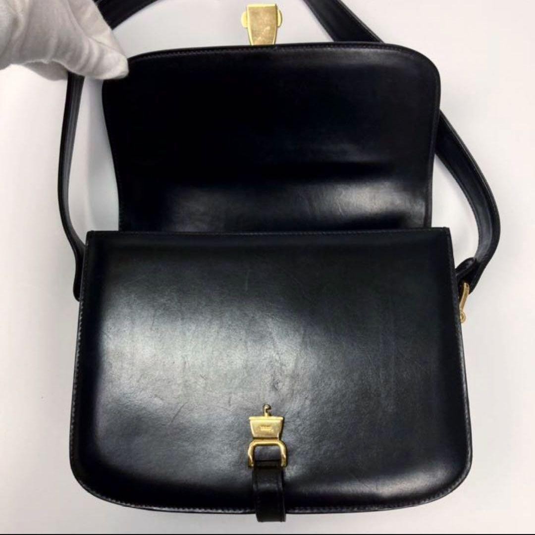 Vintage Celine Shoulder Bag with Horse-Drawn Carriage Hardware Leather Used JP