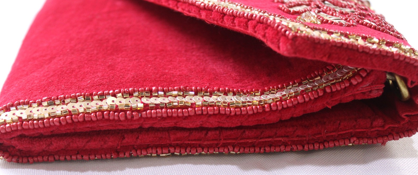 America & Beyond Women’s Embellished Envelope Clutch Bag NC3 Maroon One Size